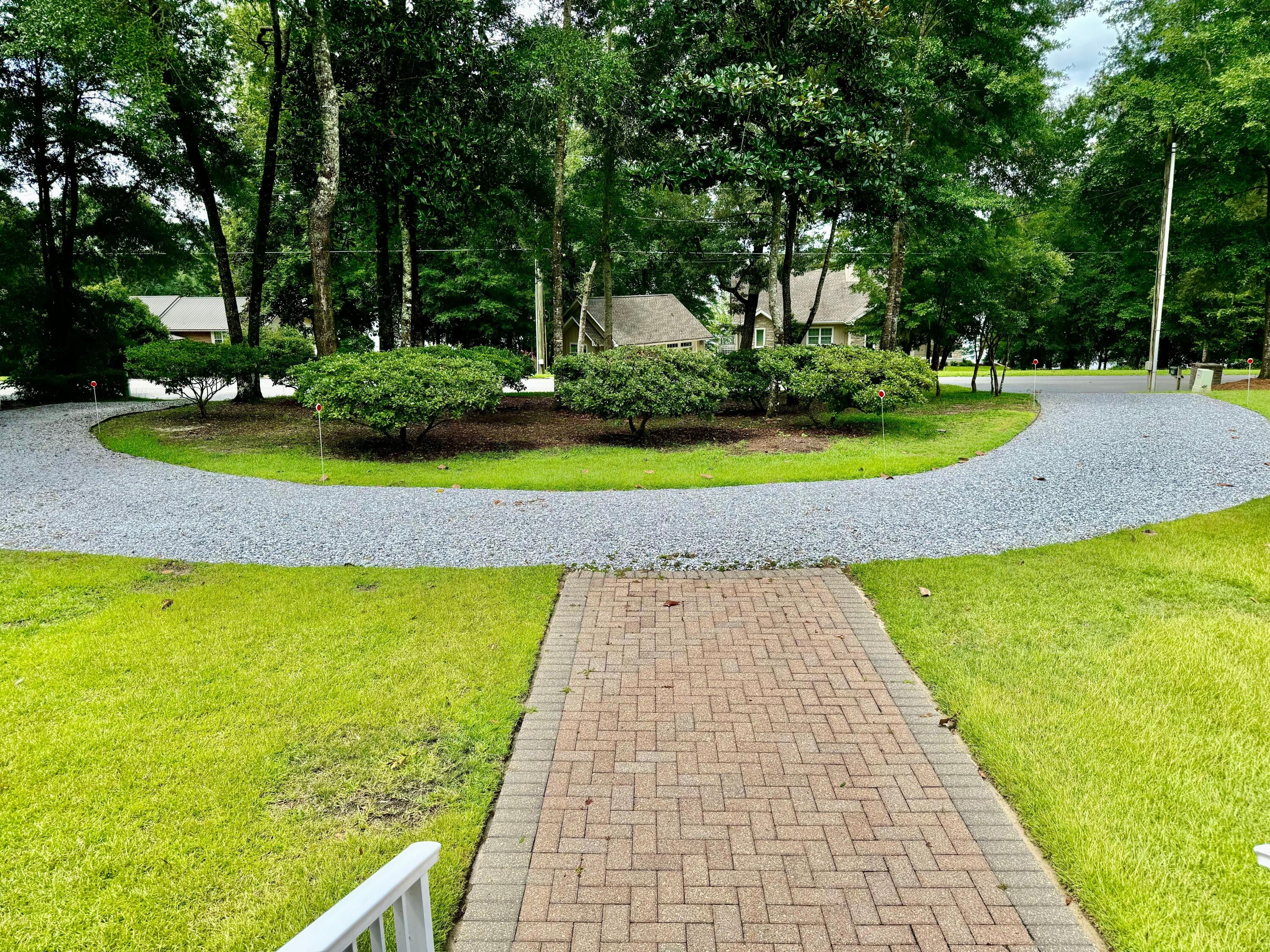 LAKE HOLLEY ESTATES - Residential