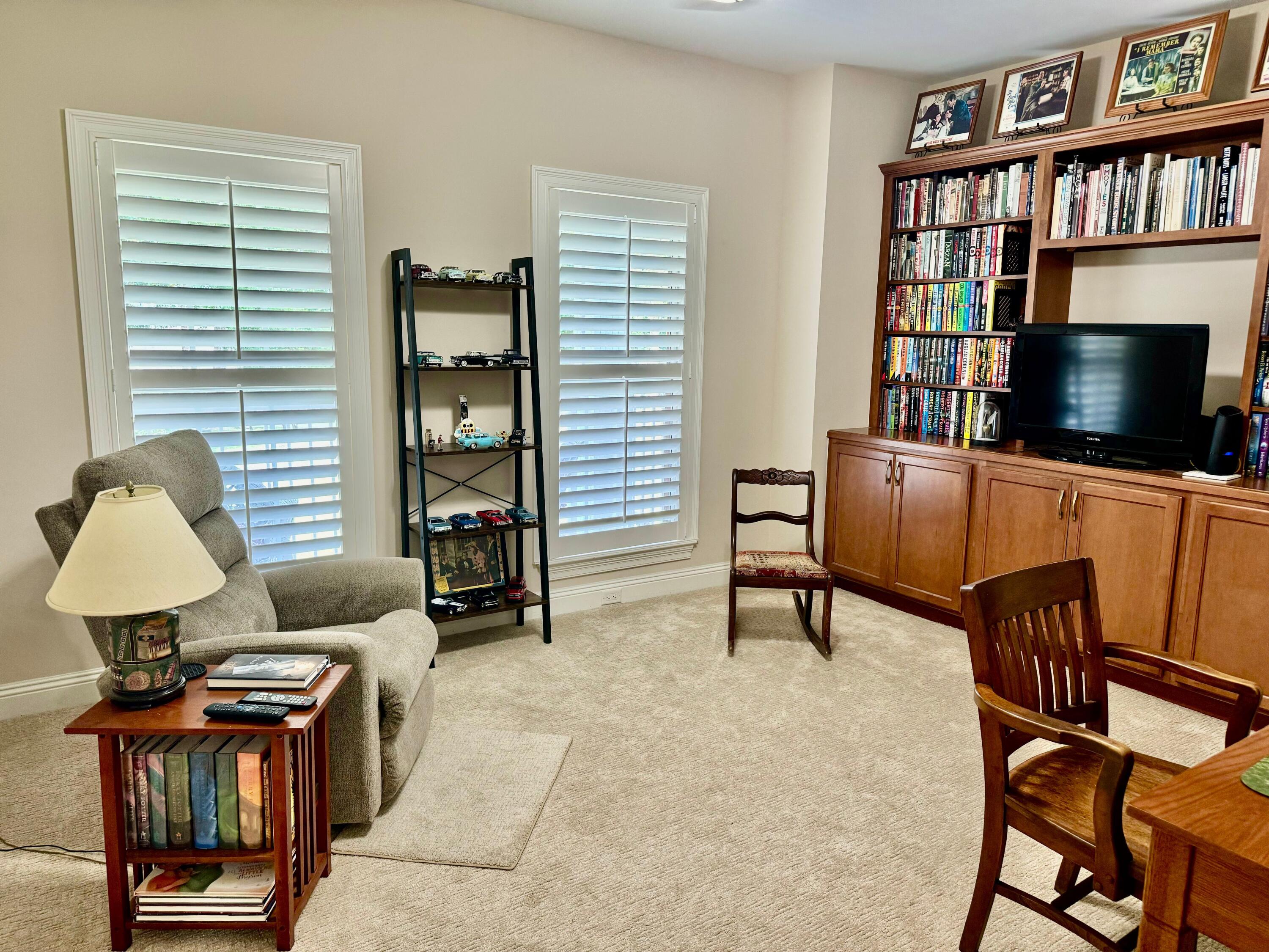 LAKE HOLLEY ESTATES - Residential