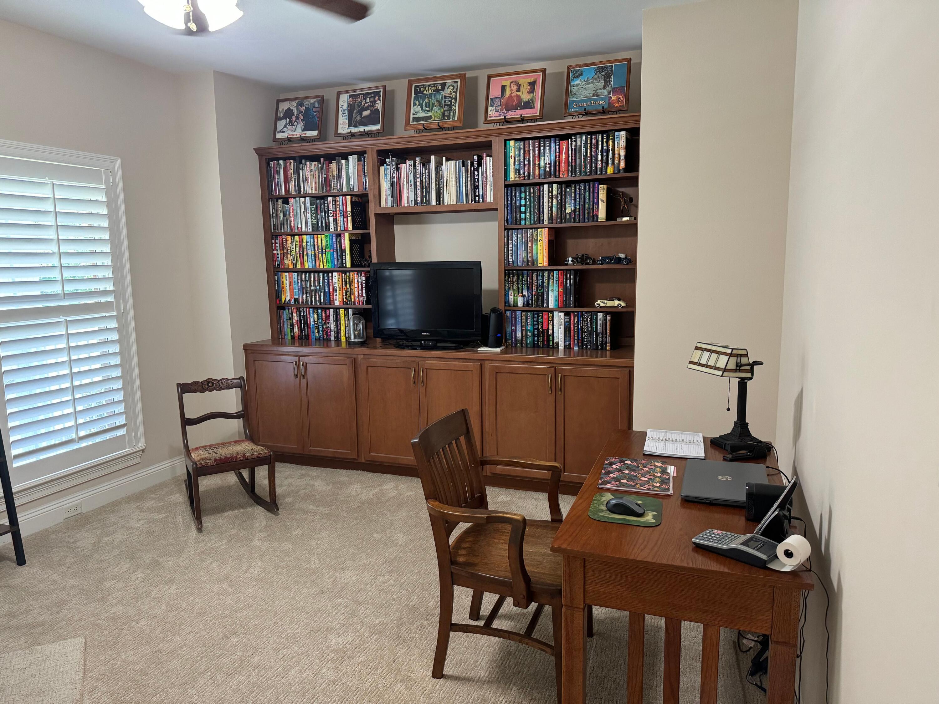 LAKE HOLLEY ESTATES - Residential