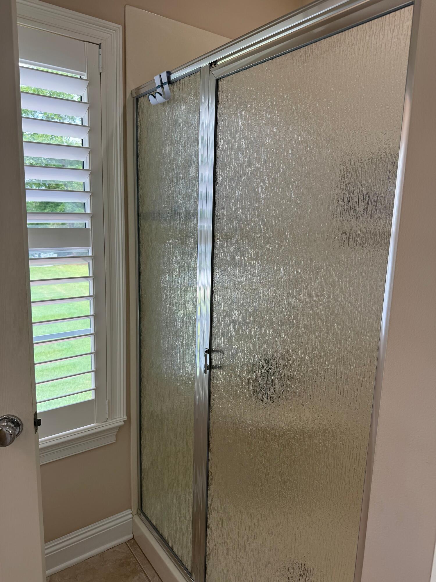 LAKE HOLLEY ESTATES - Residential