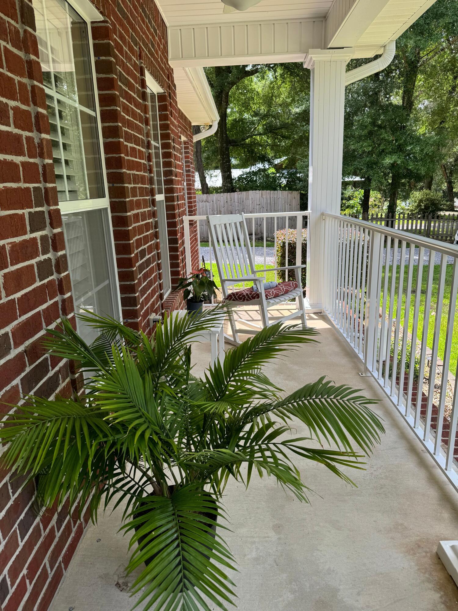 LAKE HOLLEY ESTATES - Residential