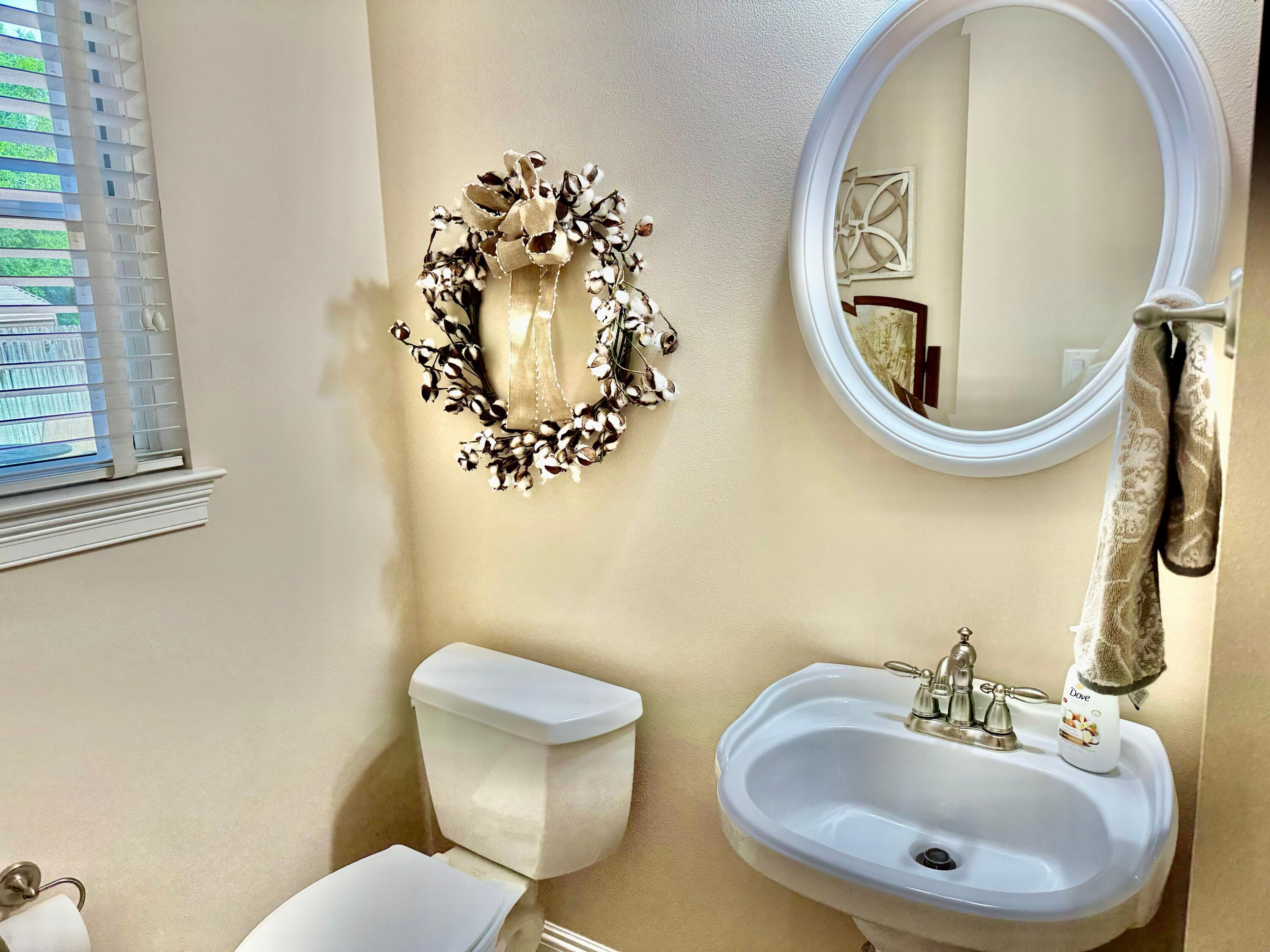 LAKE HOLLEY ESTATES - Residential