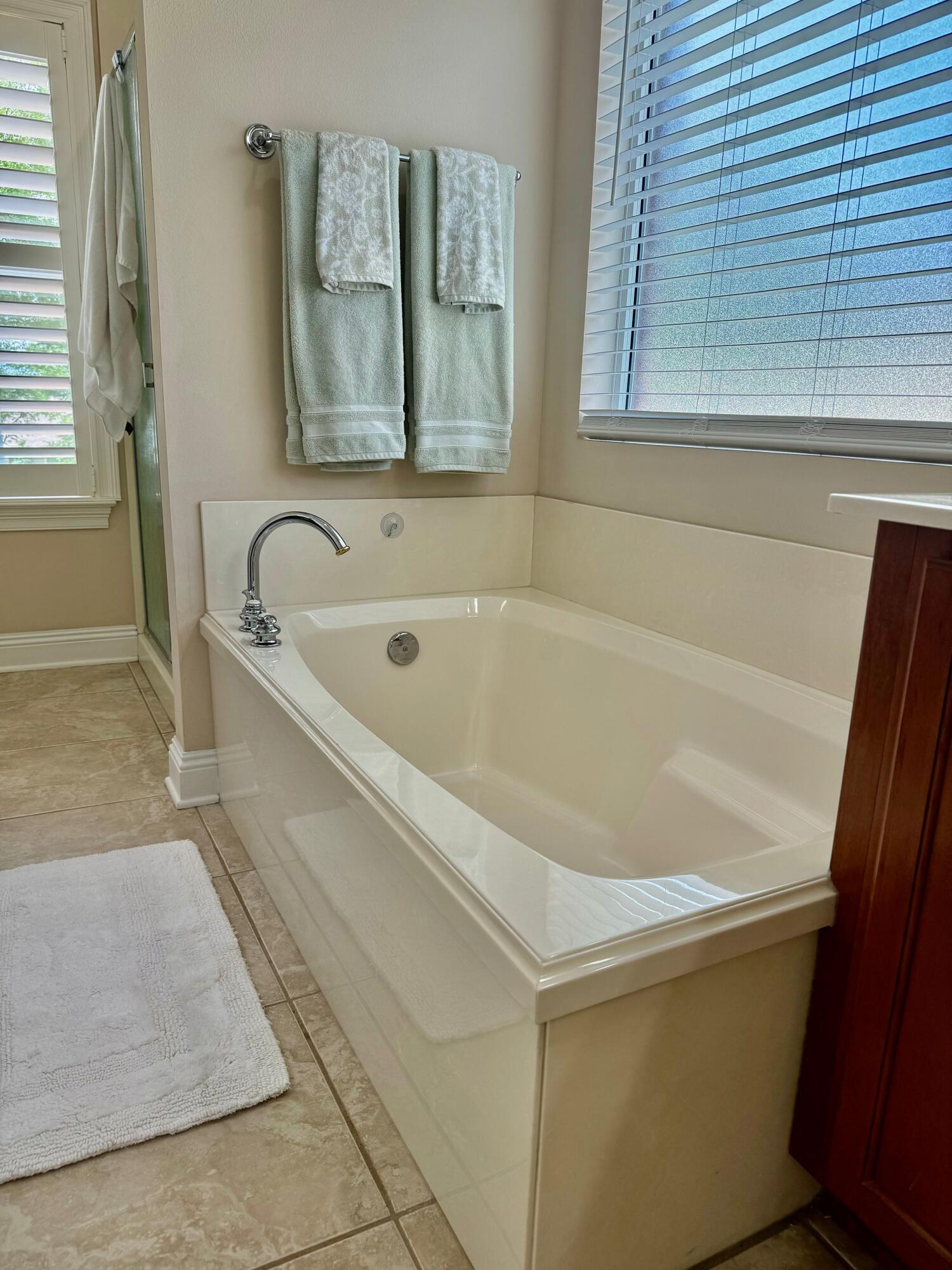 LAKE HOLLEY ESTATES - Residential