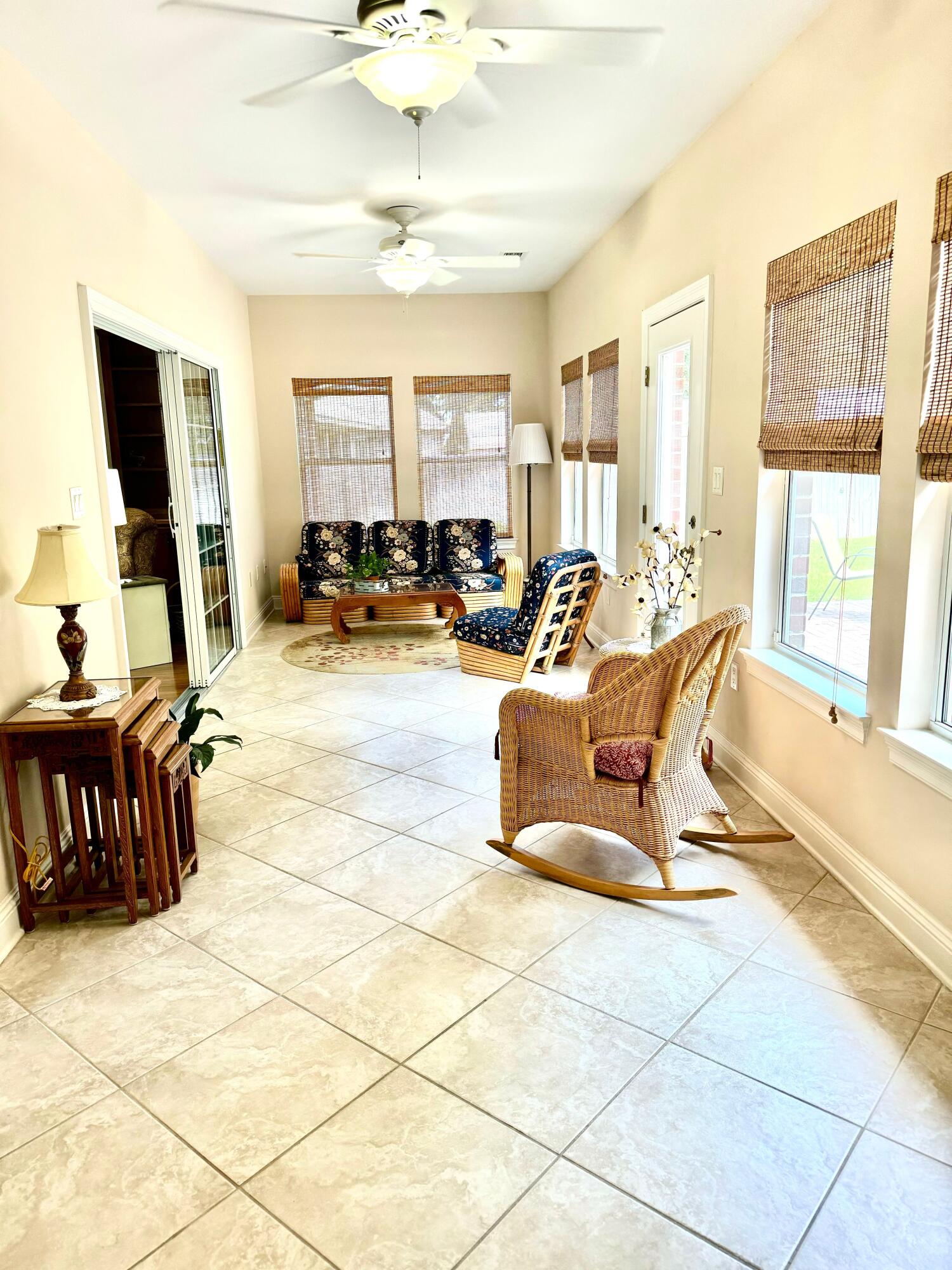 LAKE HOLLEY ESTATES - Residential