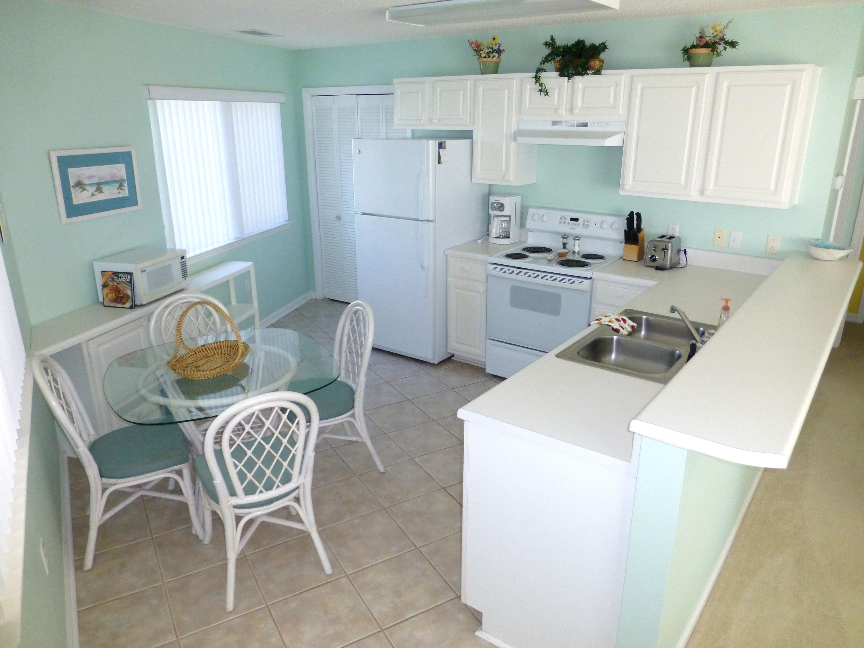 CRYSTAL VILLAGE 2 CONDO PH 4 - Residential