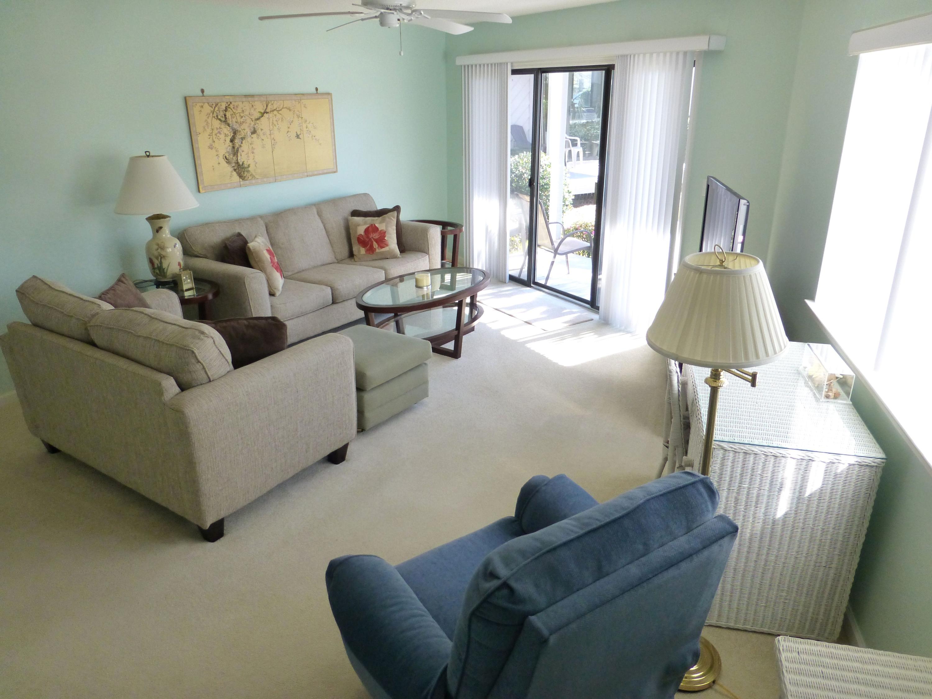 CRYSTAL VILLAGE 2 CONDO PH 4 - Residential