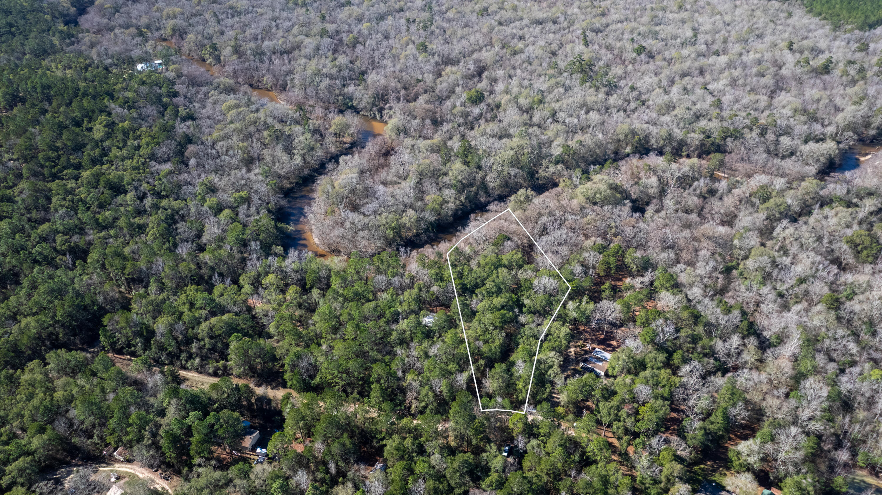 RIVERCHASE RETREAT - Land