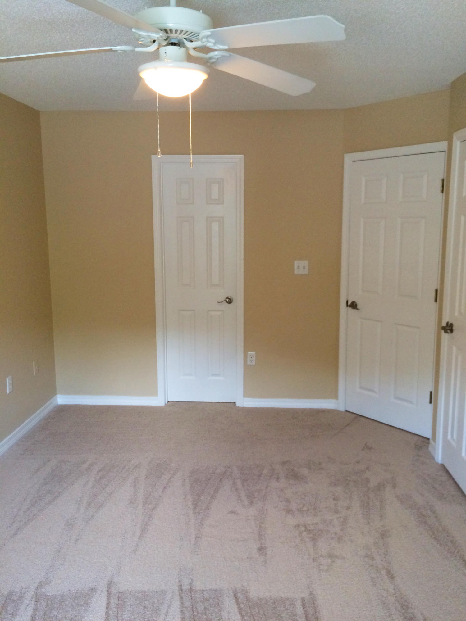 SWIFT CREEK T/H - Residential