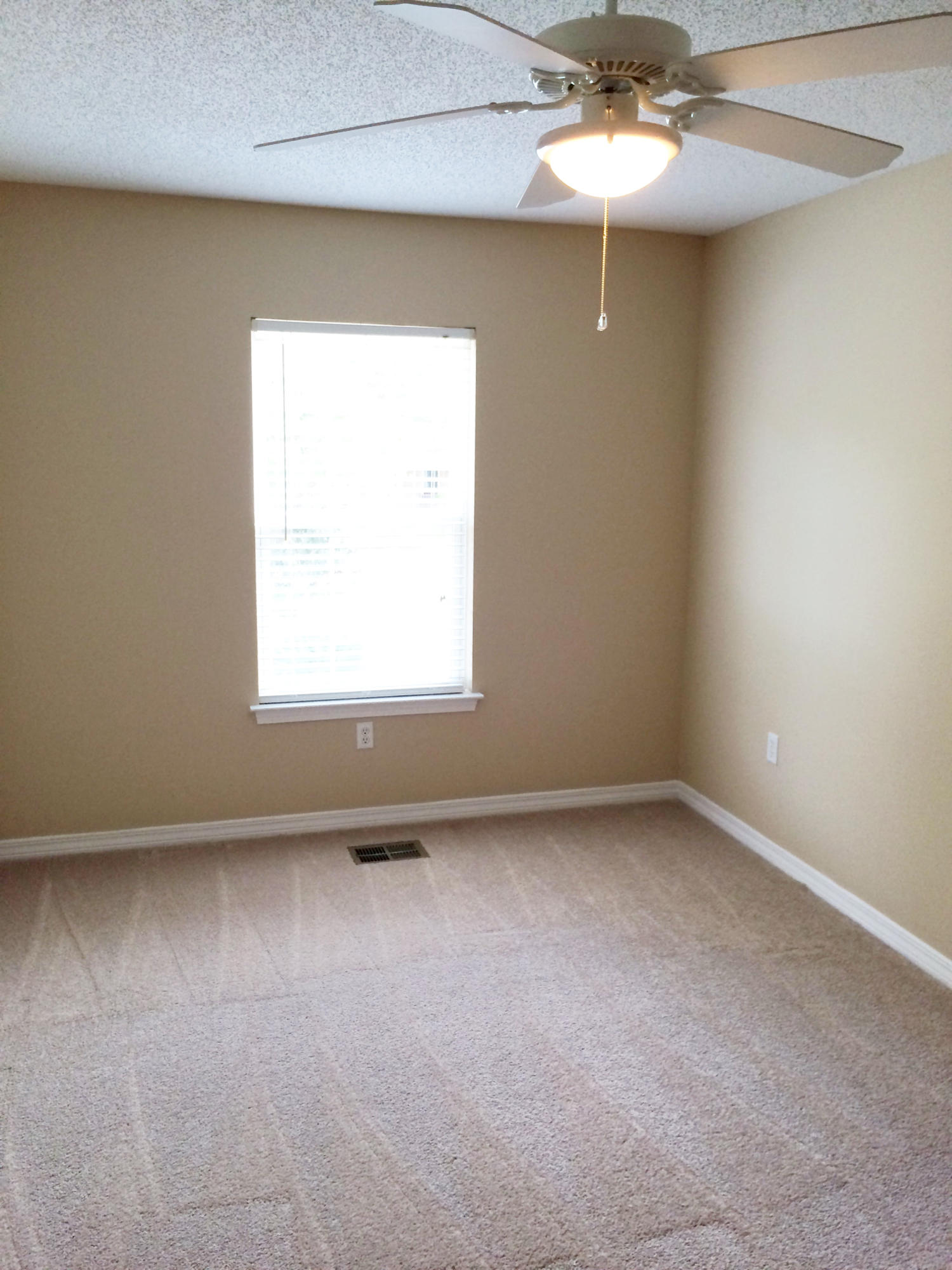 SWIFT CREEK T/H - Residential