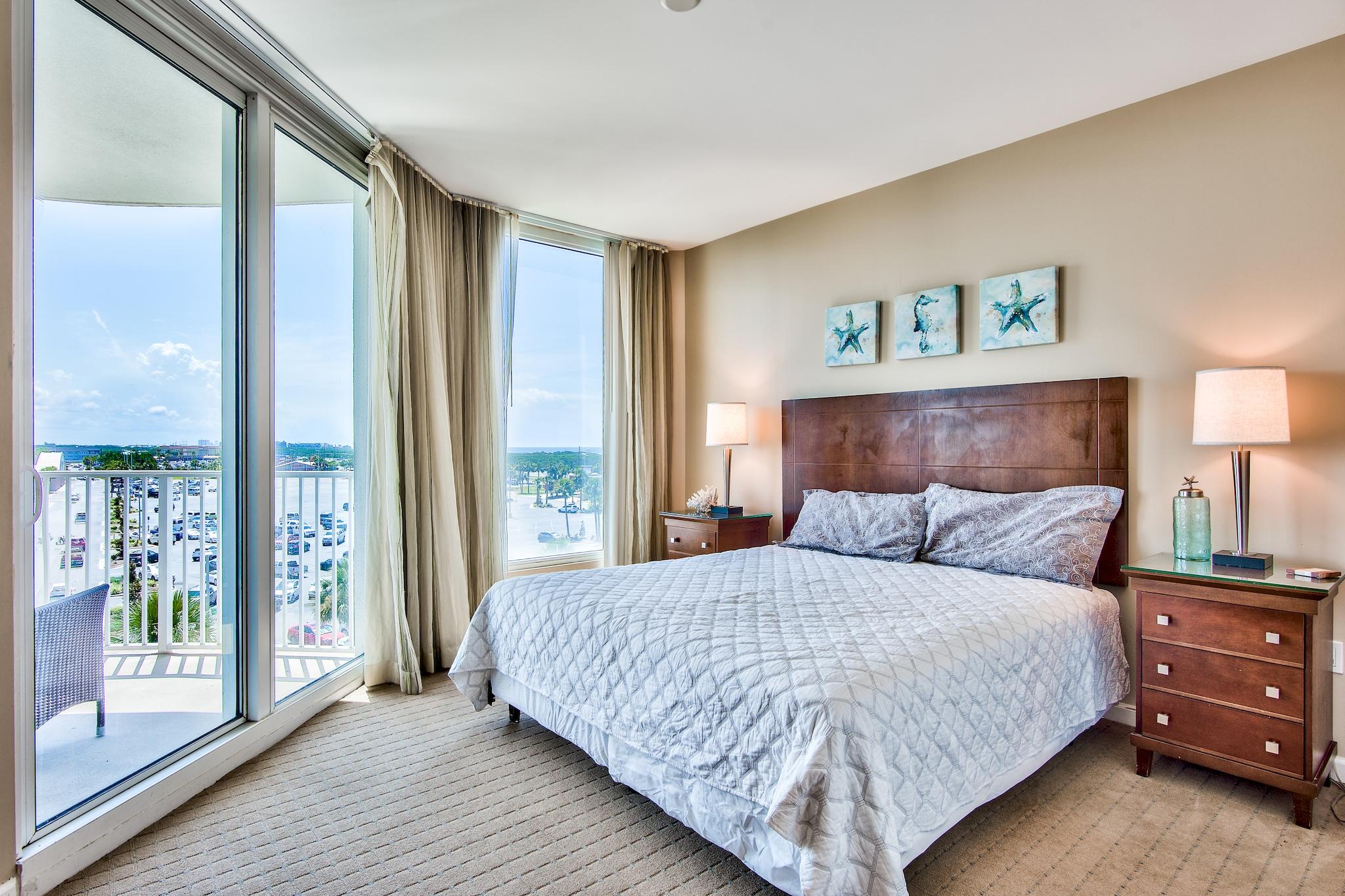 THE PALMS OF DESTIN - Residential