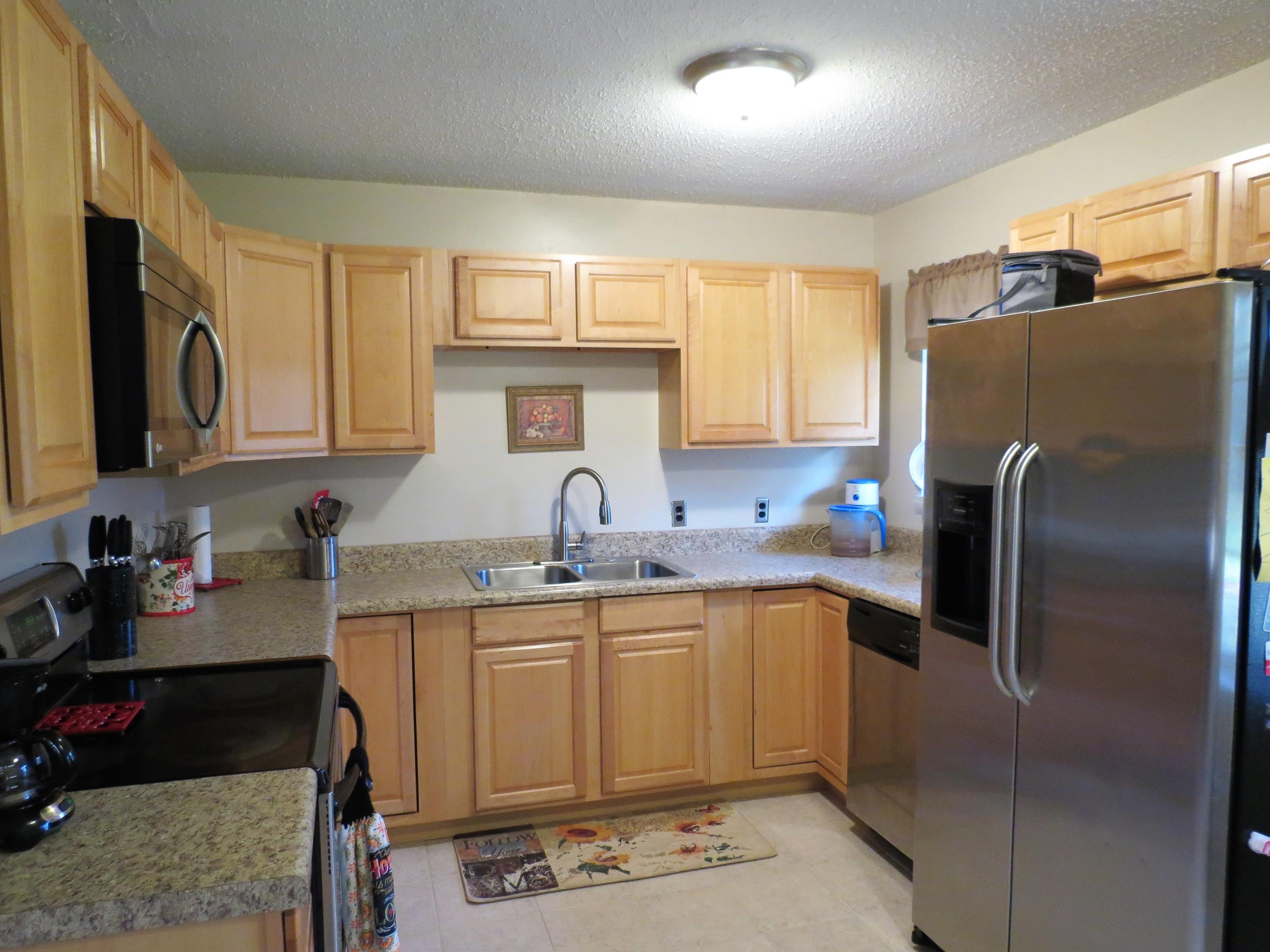 LAUREL HILL - Residential