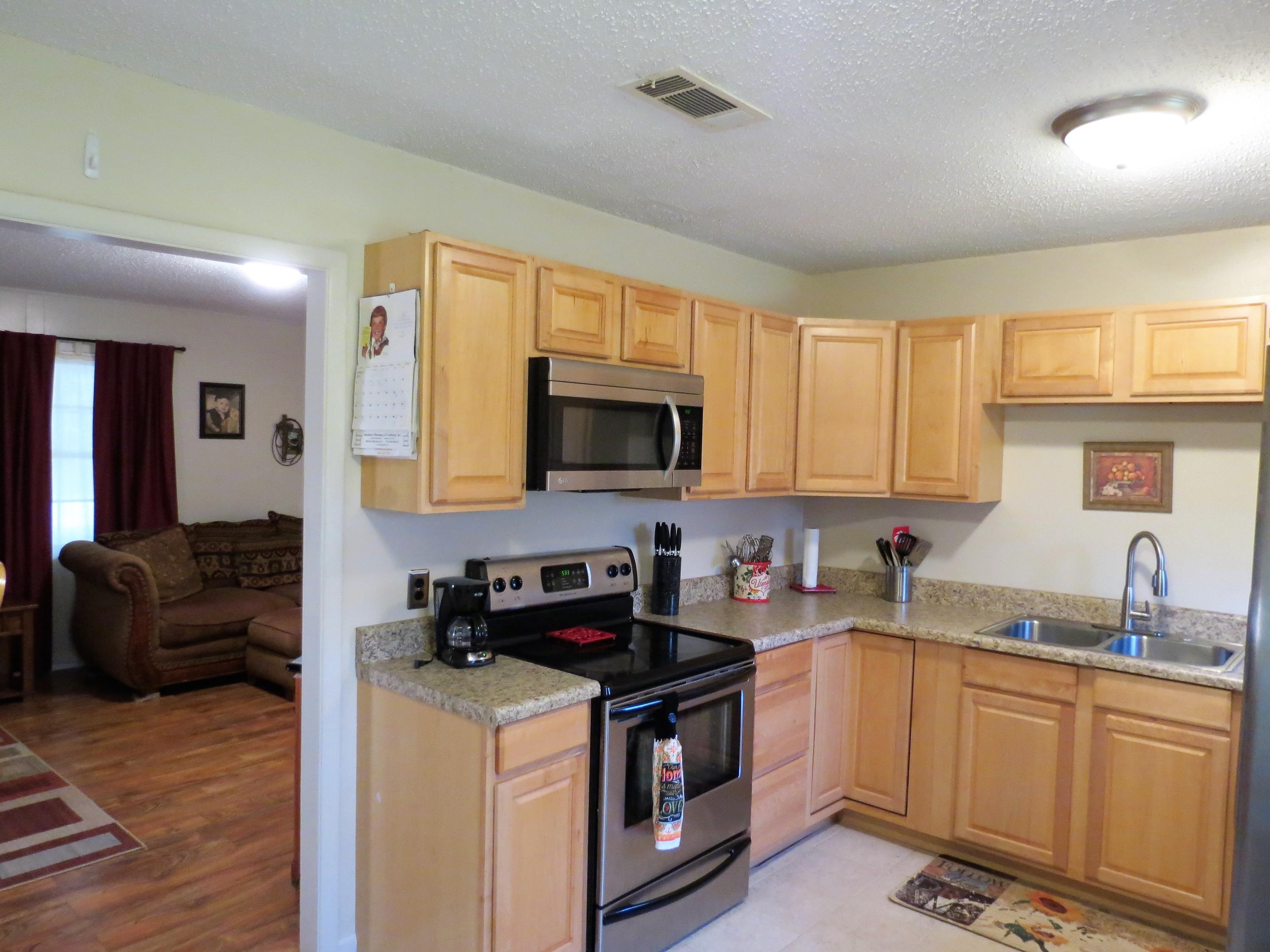 LAUREL HILL - Residential