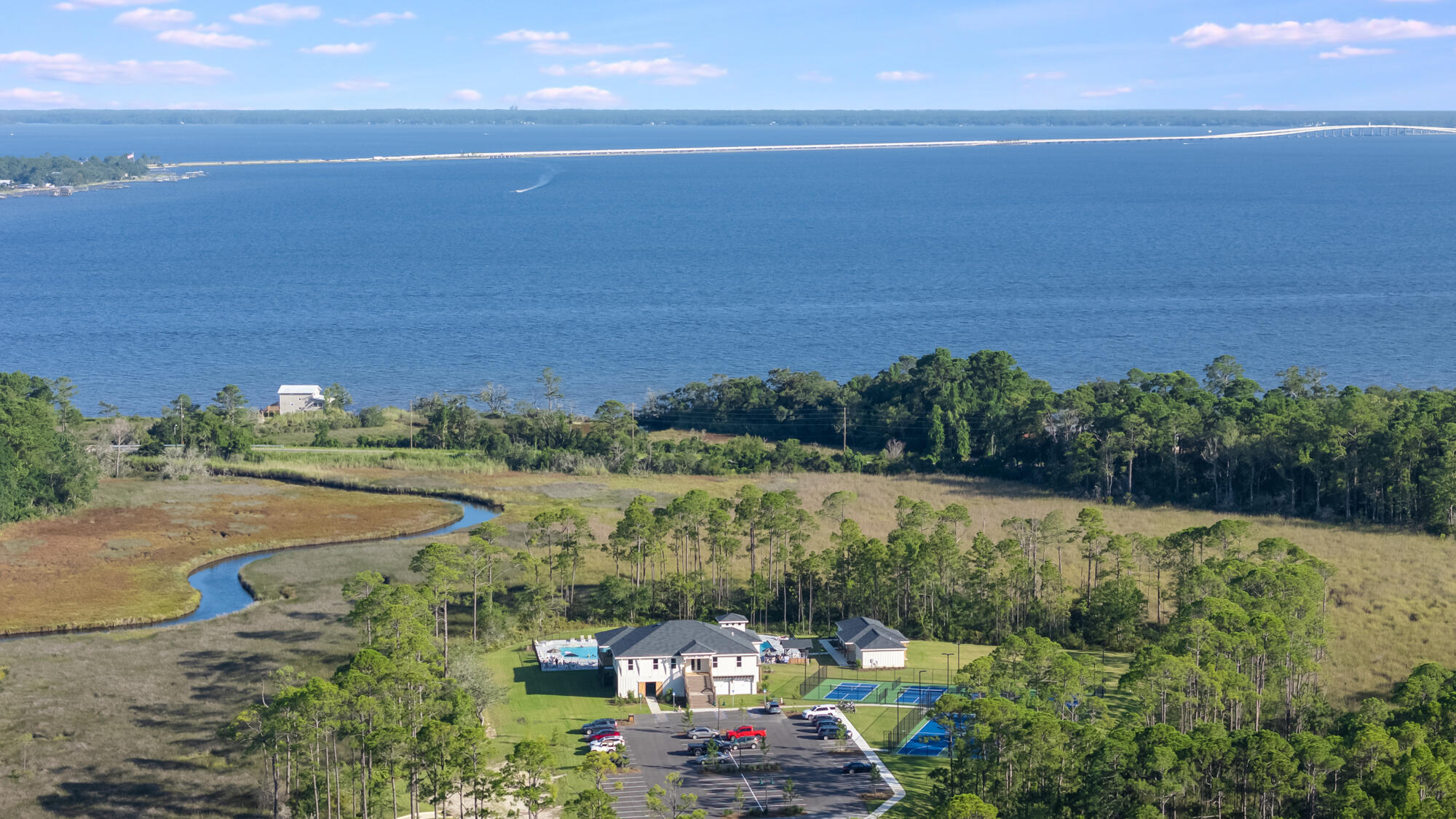 HAMMOCK BAY - Residential