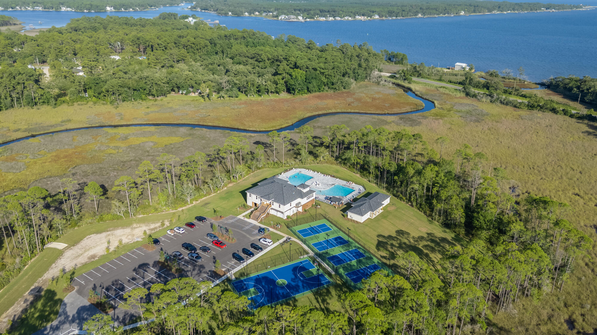 HAMMOCK BAY - Residential