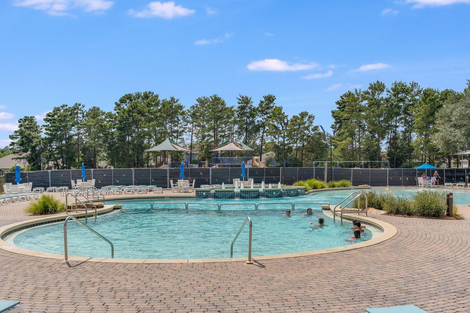 HAMMOCK BAY - Residential