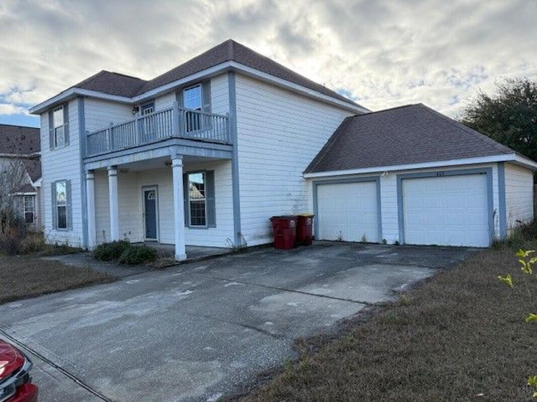 **Charming Fixer-Upper in the Heart of Crestview!**Discover the potential of this 3-bedroom, 2-bath home at **603 Prairie St, Crestview, FL**! Nestled in a quiet neighborhood, this home is the perfect opportunity for those looking to add their personal touch. With a little TLC, you can transform this property into your dream home or a fantastic investment.Featuring a spacious layout, a generous yard, and solid bones, this home is ready for your vision. Whether you're looking to update the kitchen, refresh the flooring, or add modern touches throughout, the possibilities are endless!Conveniently located near shopping, schools, and dining, this property offers both comfort and convenience. Don't miss this chance to make it your own.