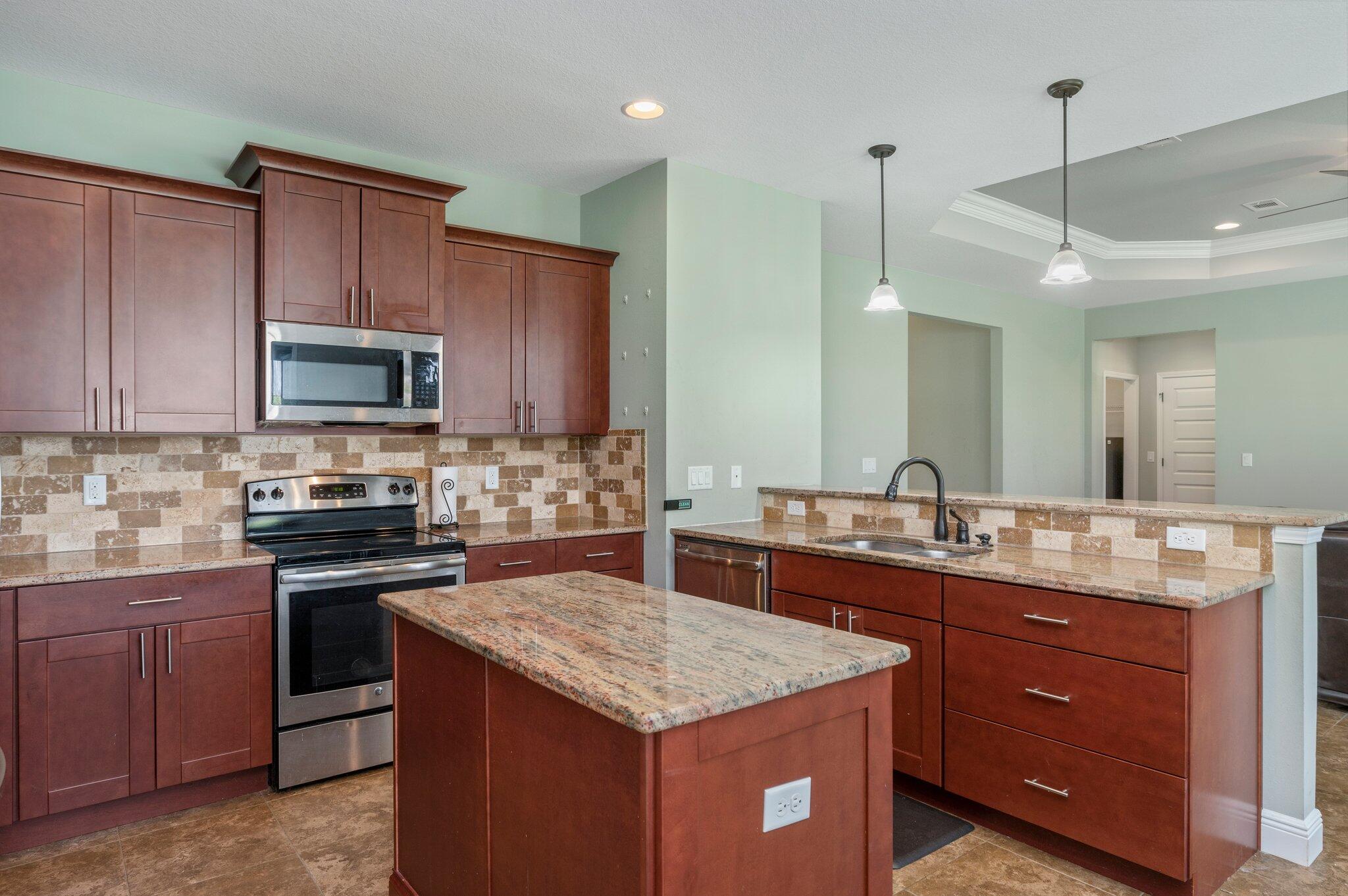 COUNTRYVIEW EST 10TH ADD - Residential