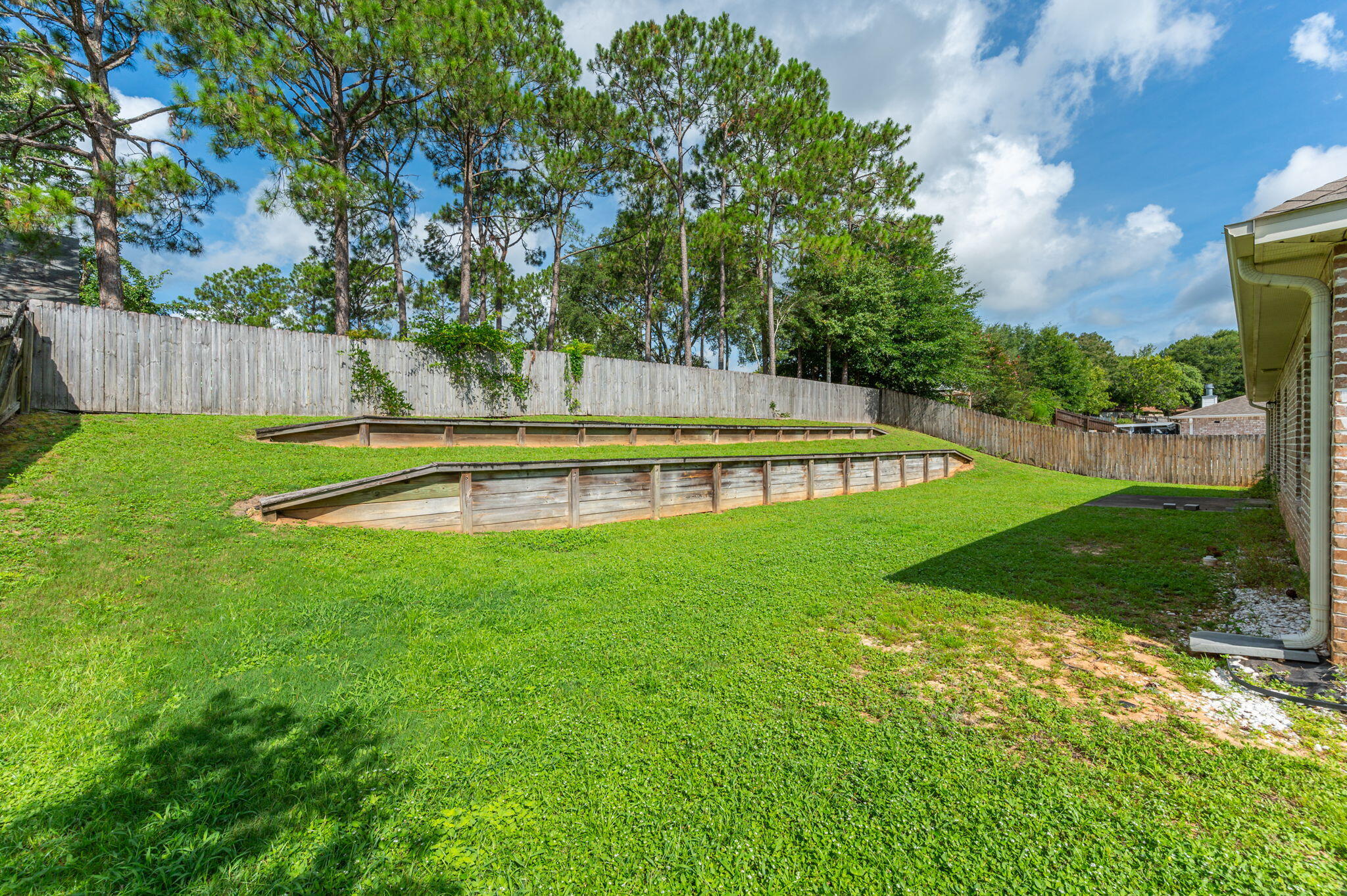 COUNTRYVIEW EST 10TH ADD - Residential