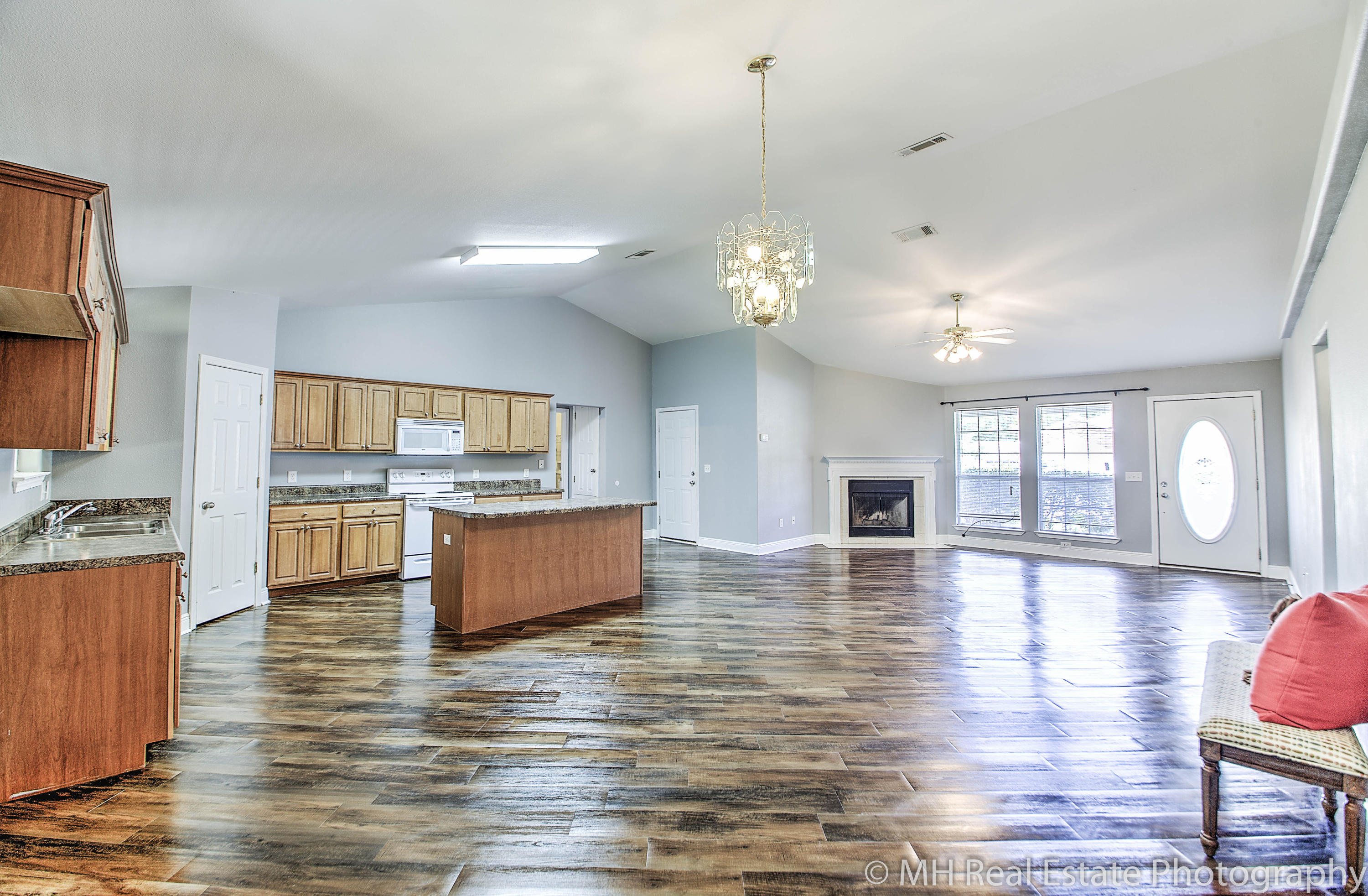 WOODBURY FOREST - Residential