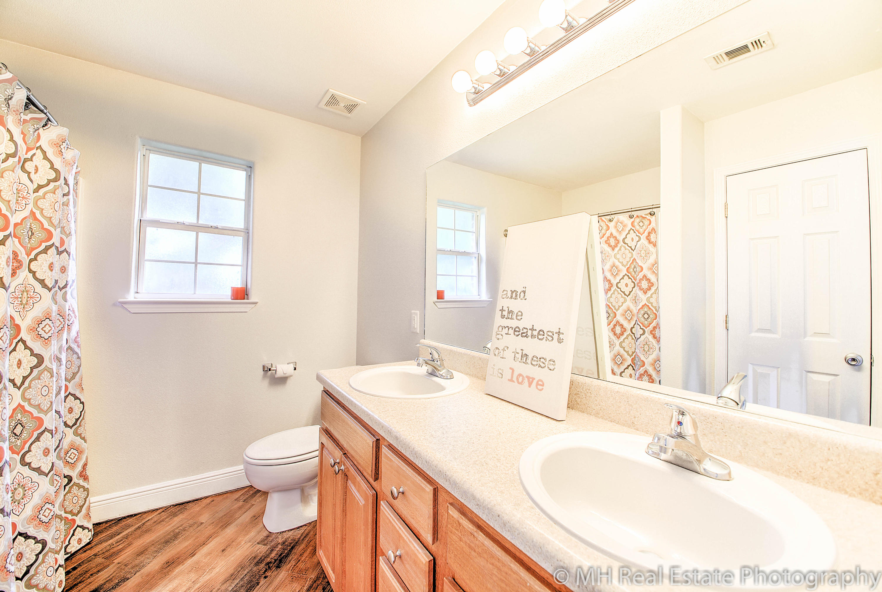 WOODBURY FOREST - Residential