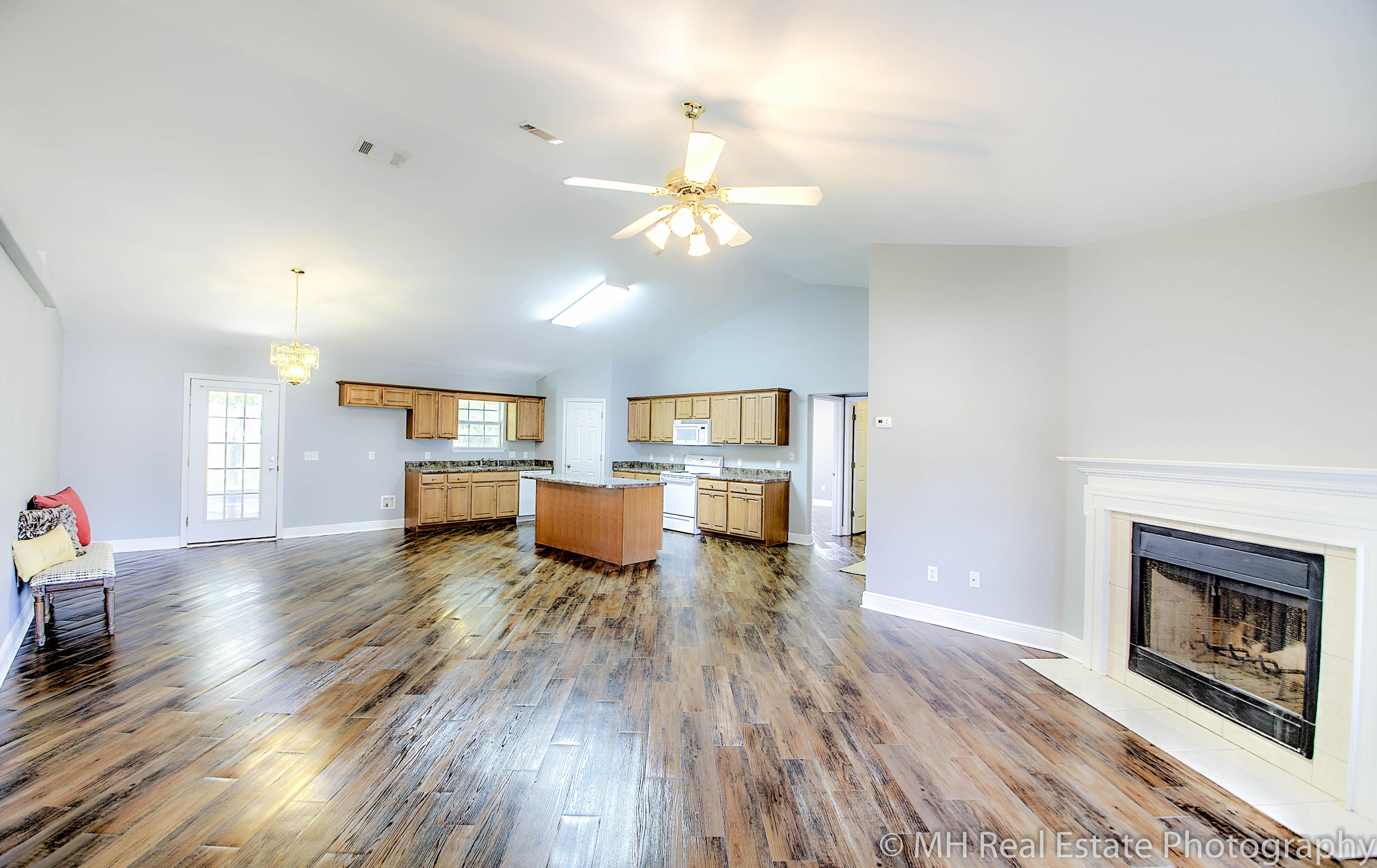 WOODBURY FOREST - Residential