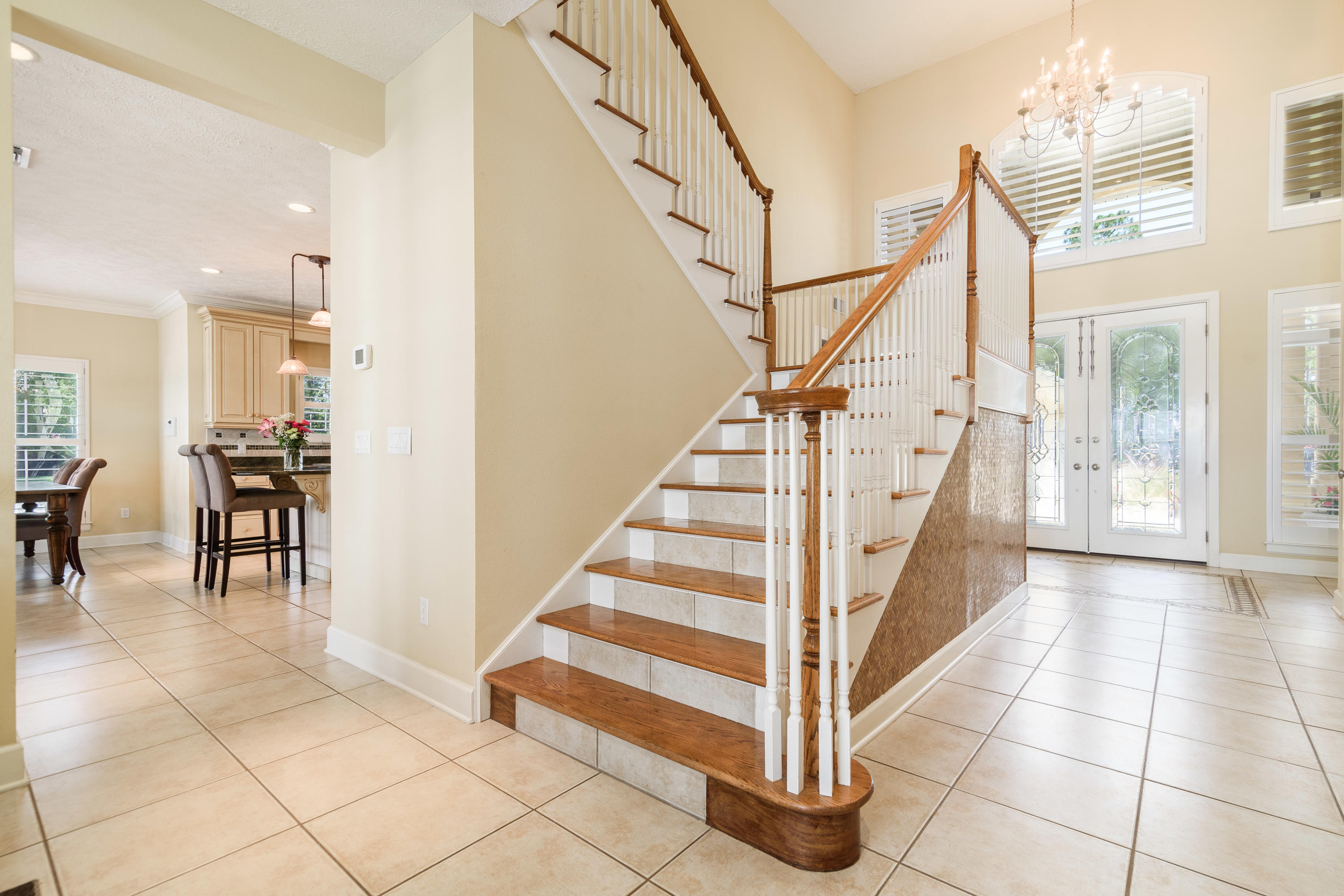 WHISPER BAY - Residential