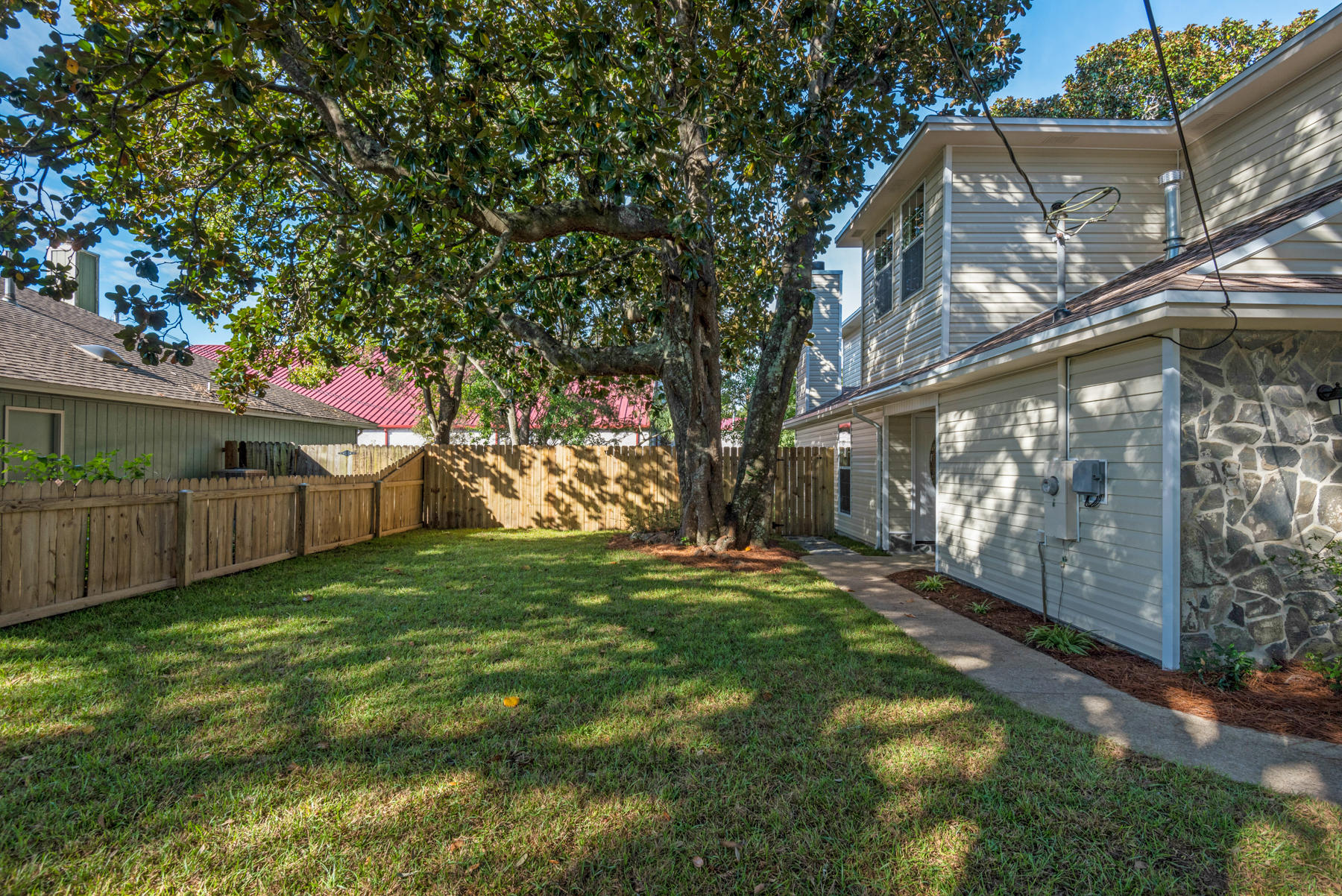 SHAMROCK ESTATES 1ST ADDN - Residential
