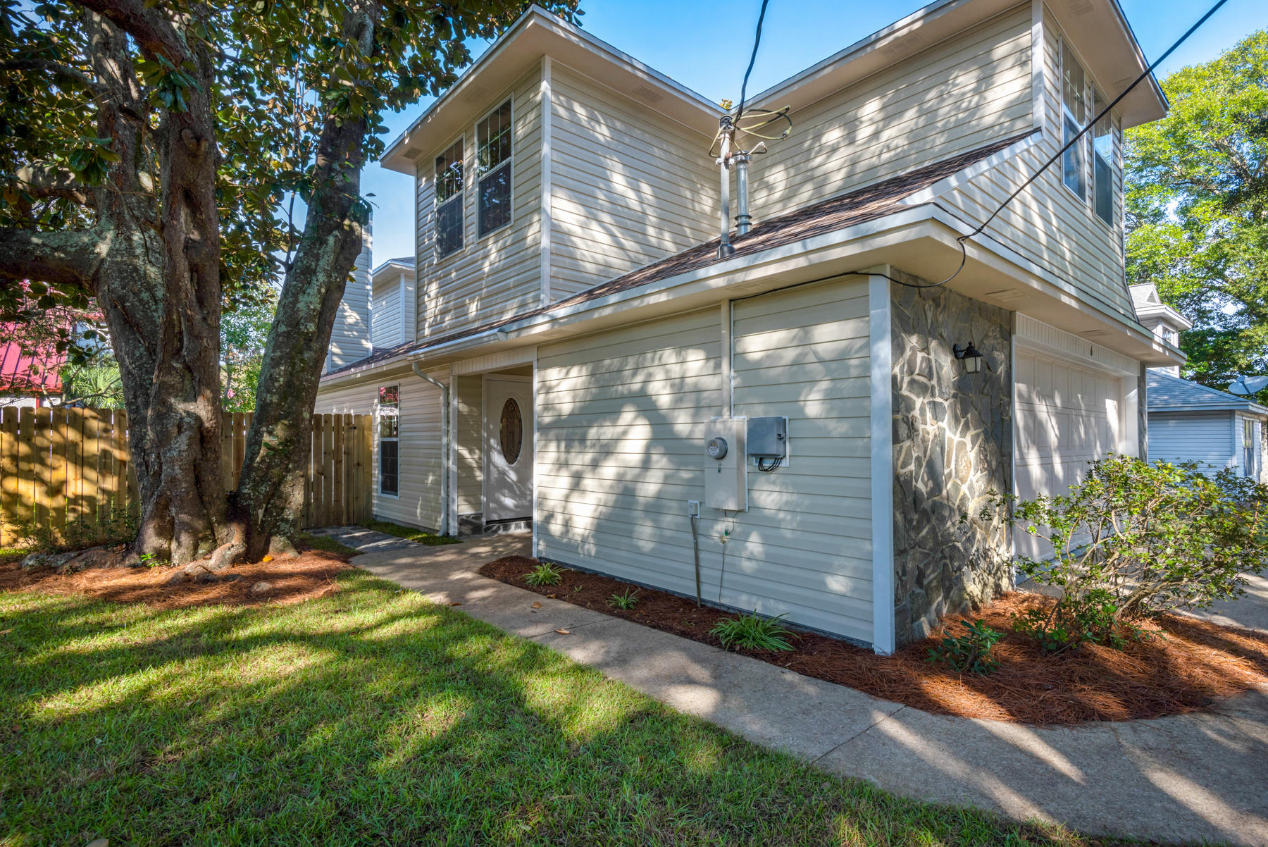 SHAMROCK ESTATES 1ST ADDN - Residential