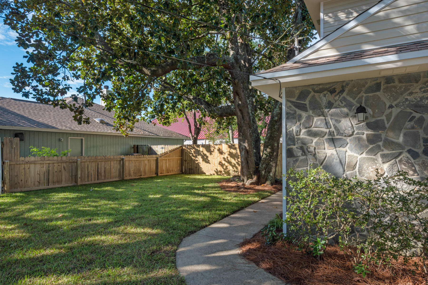 SHAMROCK ESTATES 1ST ADDN - Residential