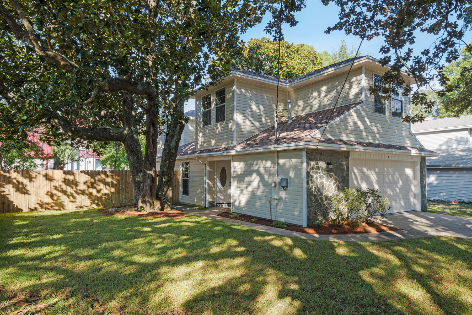 SHAMROCK ESTATES 1ST ADDN - Residential
