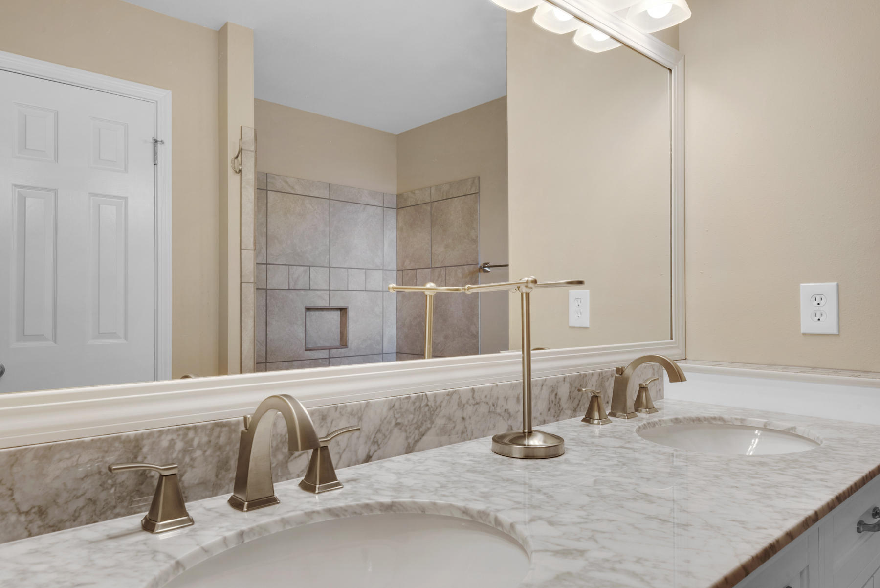 SHAMROCK ESTATES 1ST ADDN - Residential