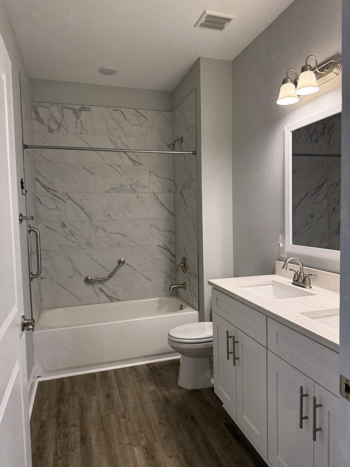 Enclave At Freeport - Residential