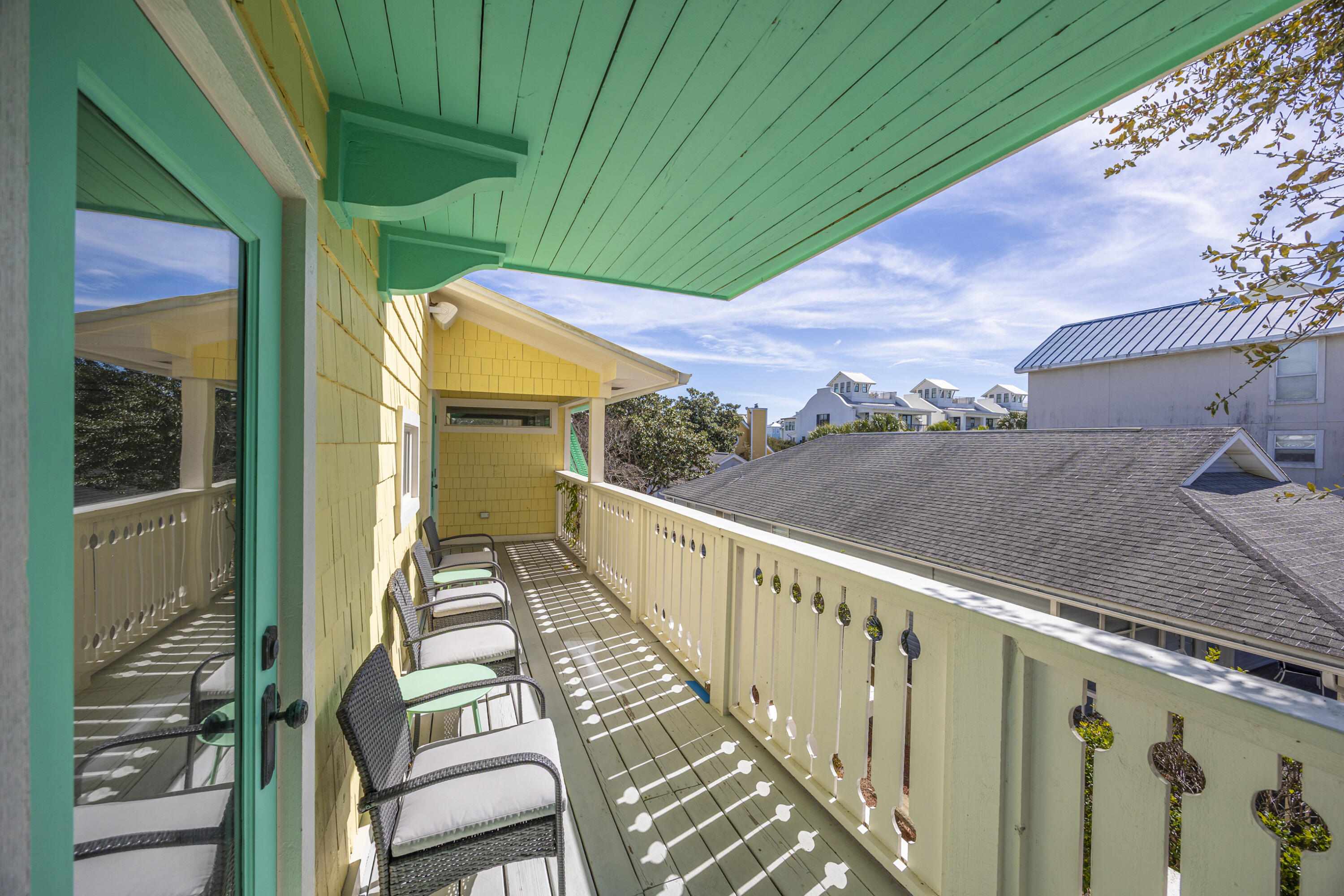 CRYSTAL BEACH - Residential