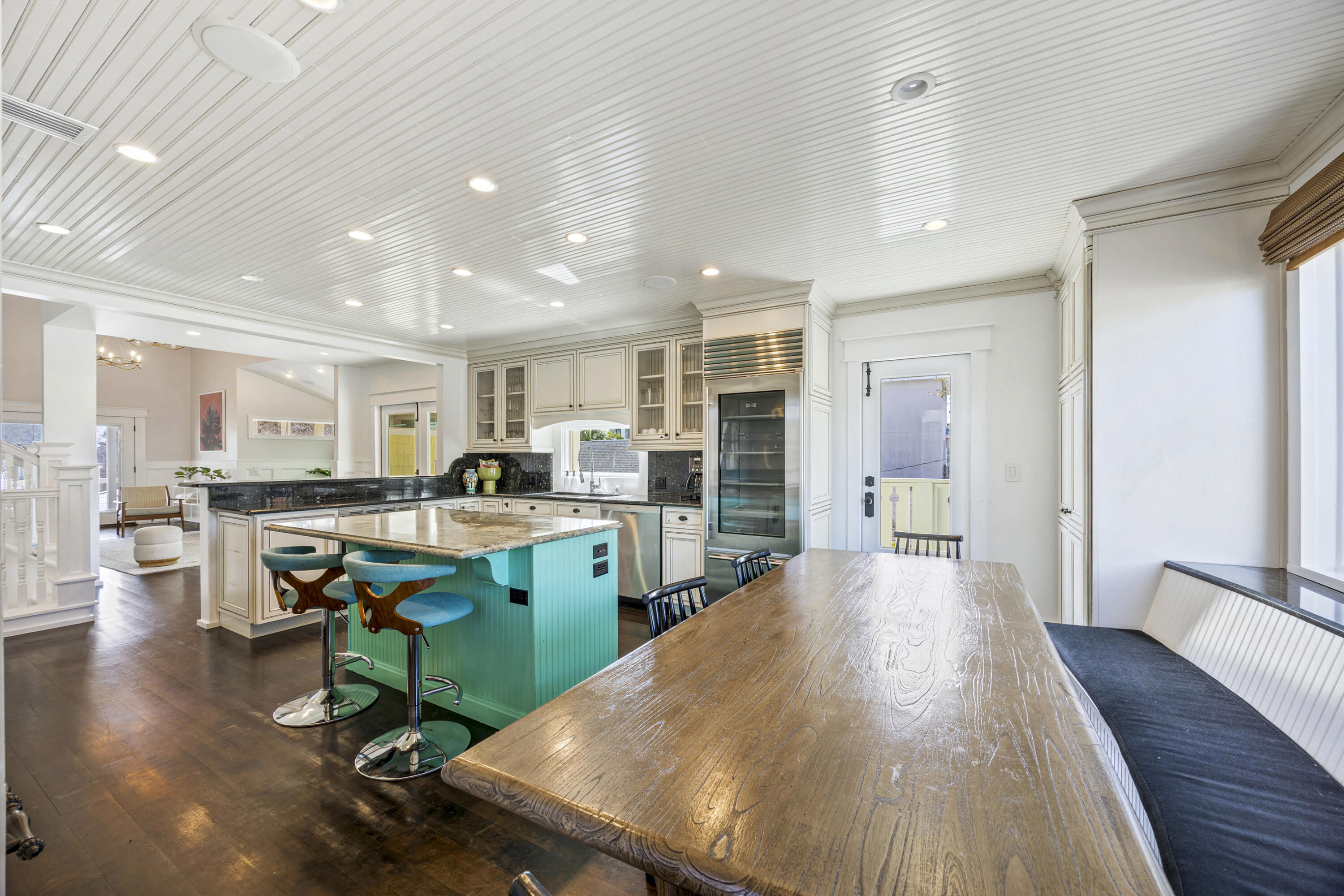 CRYSTAL BEACH - Residential