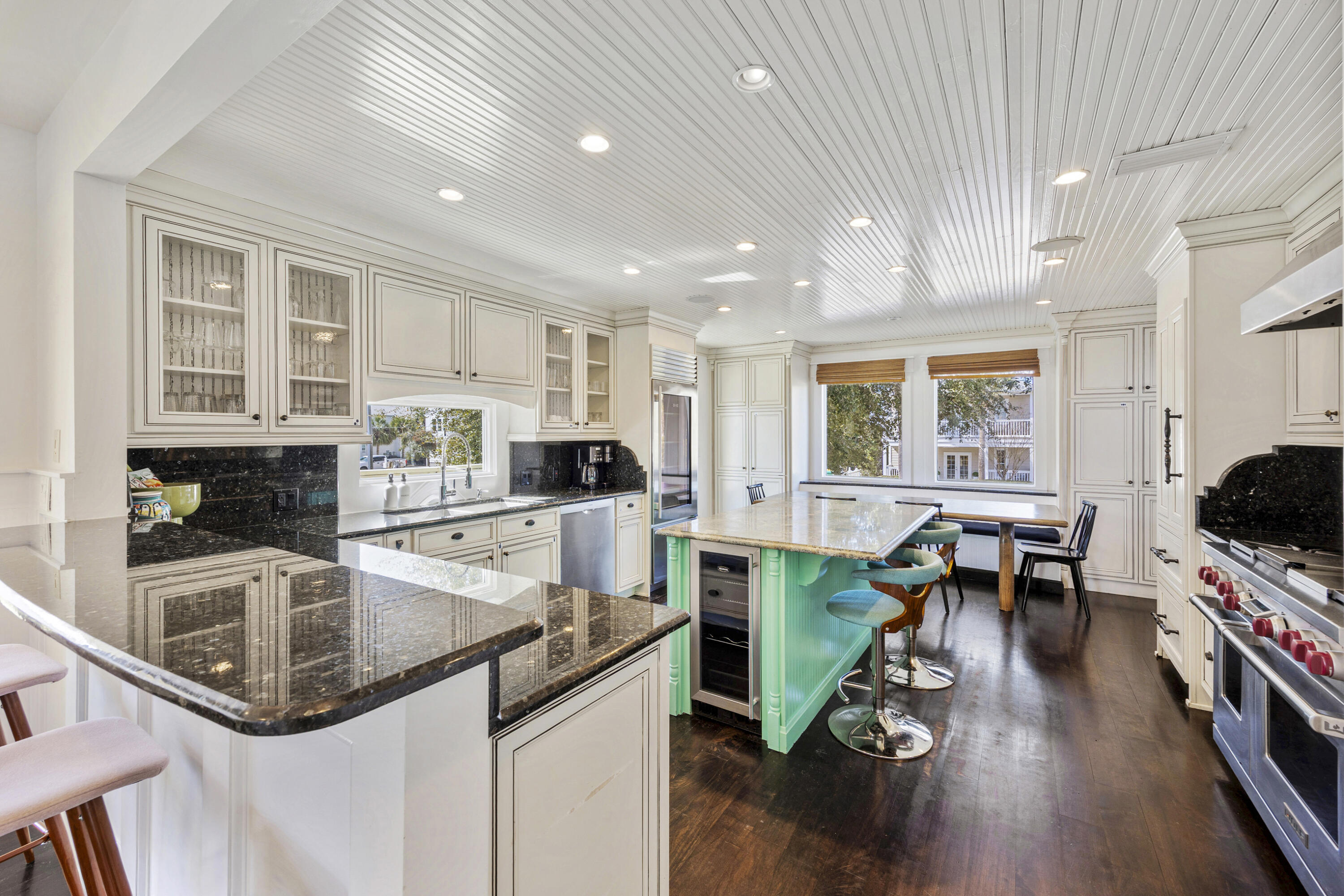 CRYSTAL BEACH - Residential