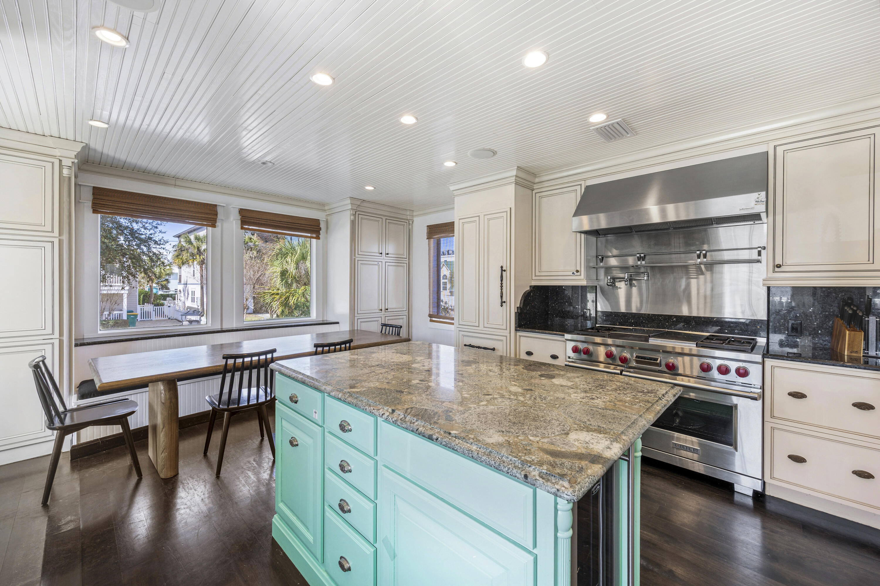 CRYSTAL BEACH - Residential