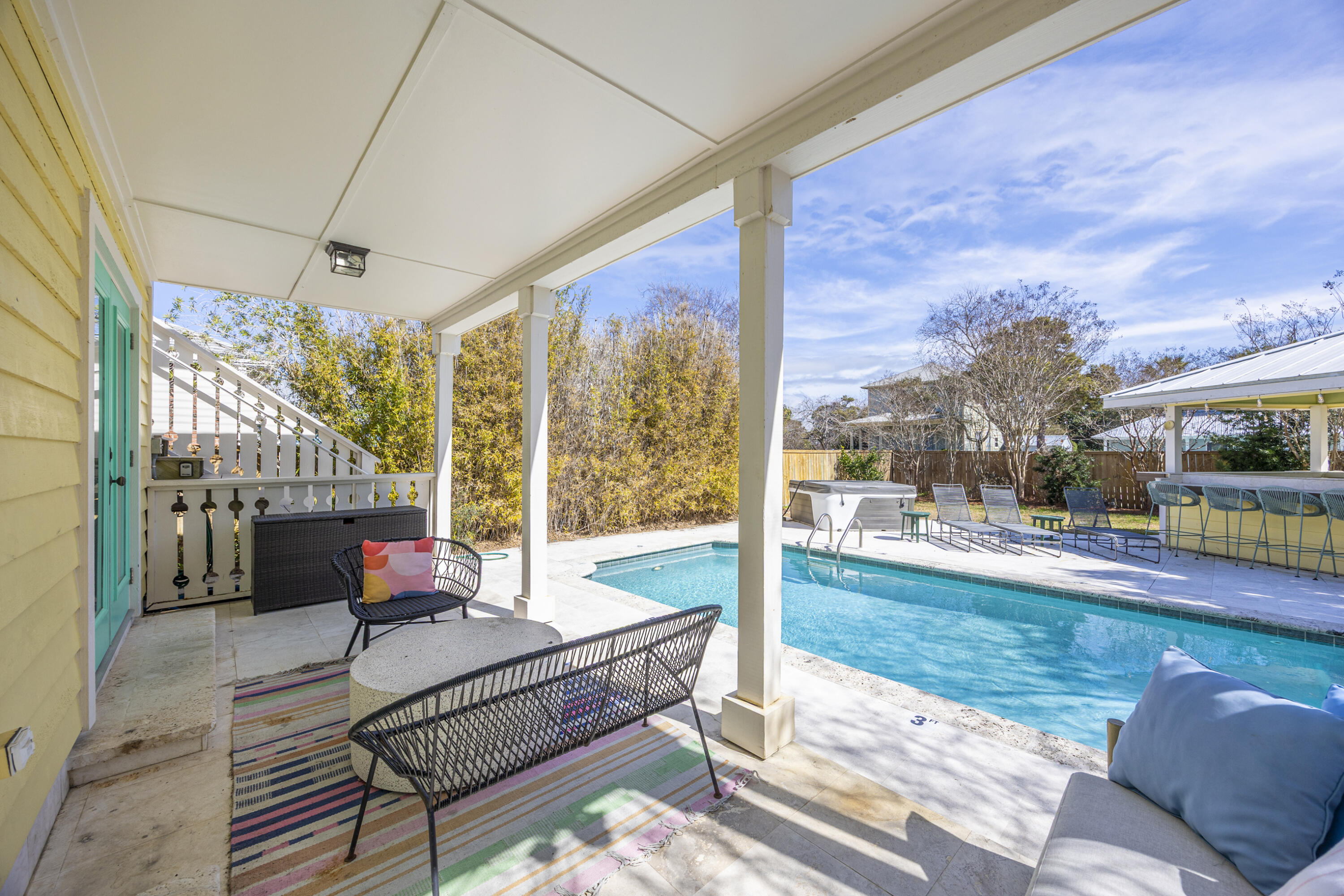 CRYSTAL BEACH - Residential