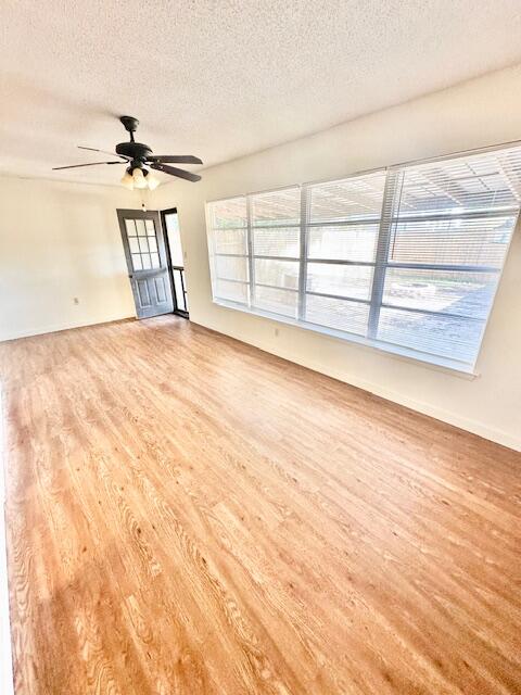 LIVESAY T/H - Residential