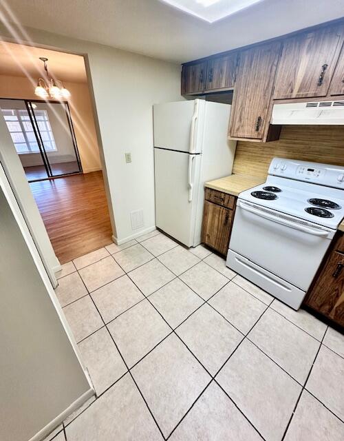 LIVESAY T/H - Residential