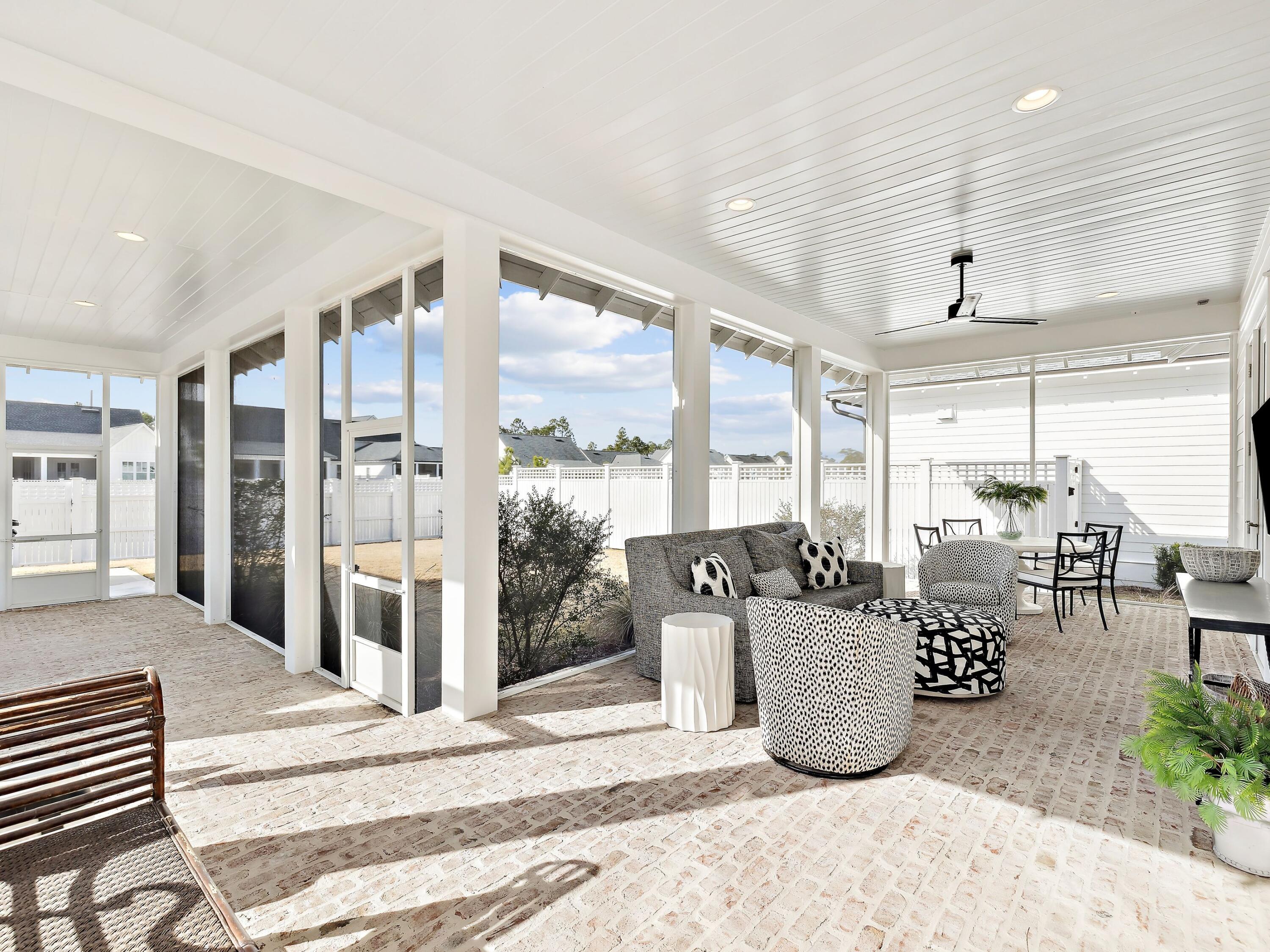 WATERSOUND ORIGINS - Residential