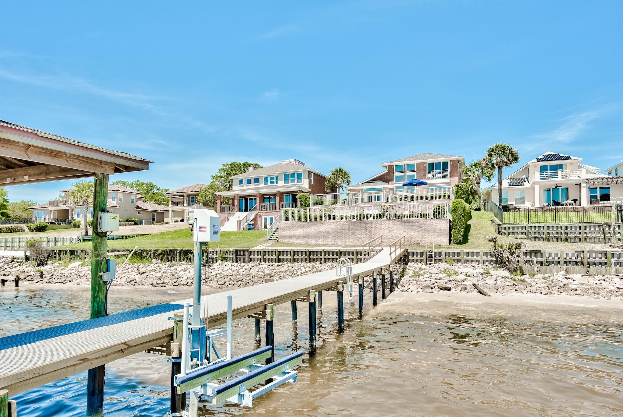 SHALIMAR POINTE S/D - Residential