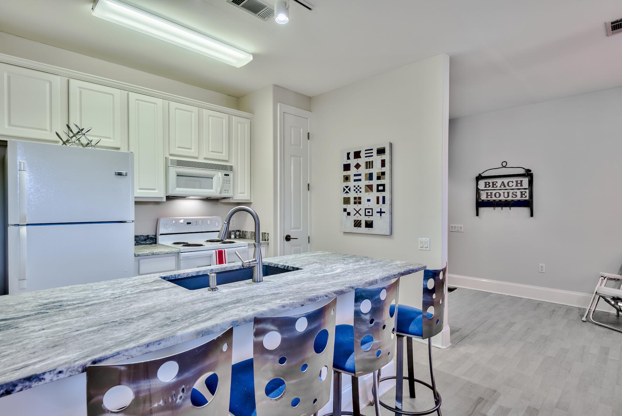 SHALIMAR POINTE S/D - Residential