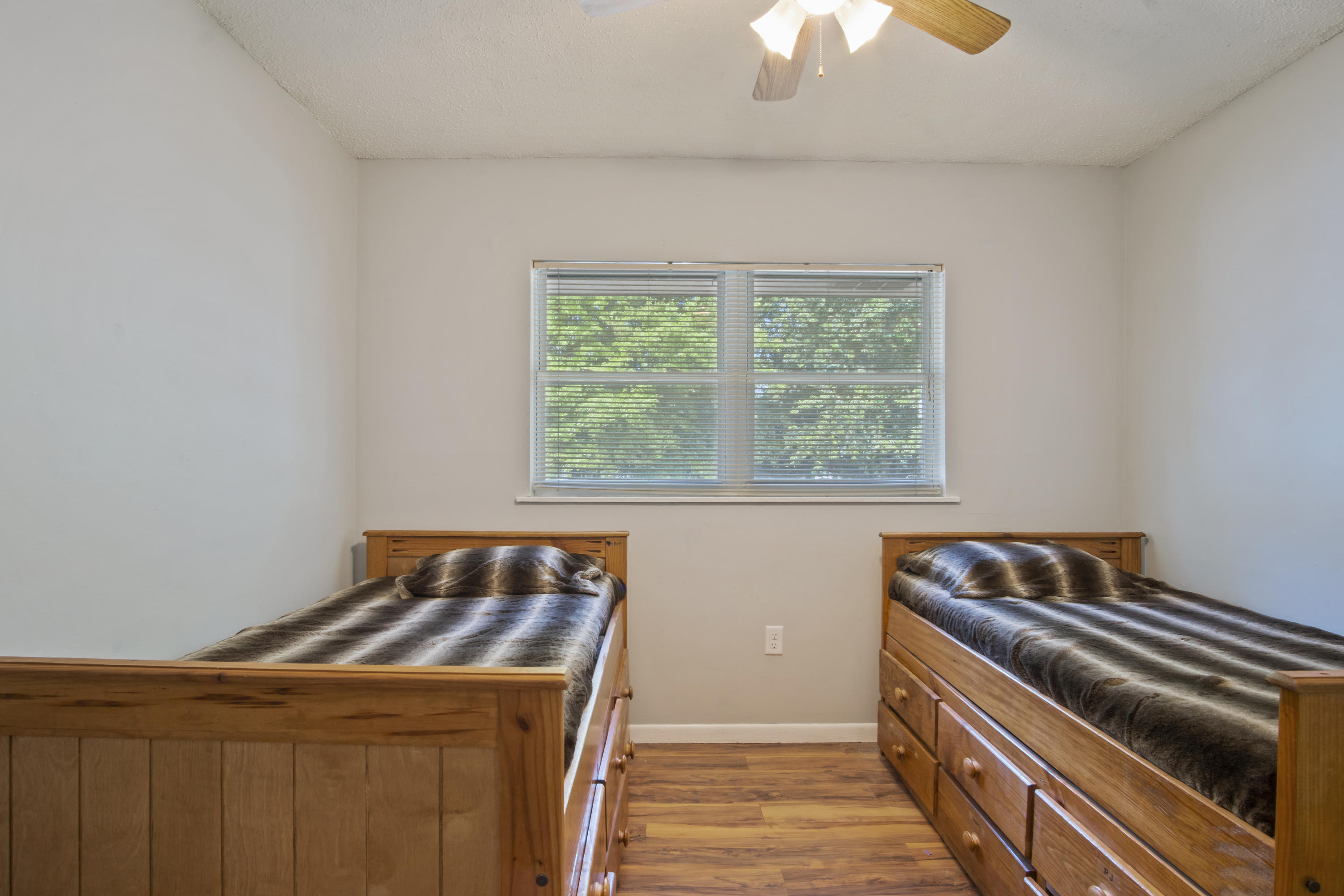 SPRING LAKE #2 - Residential