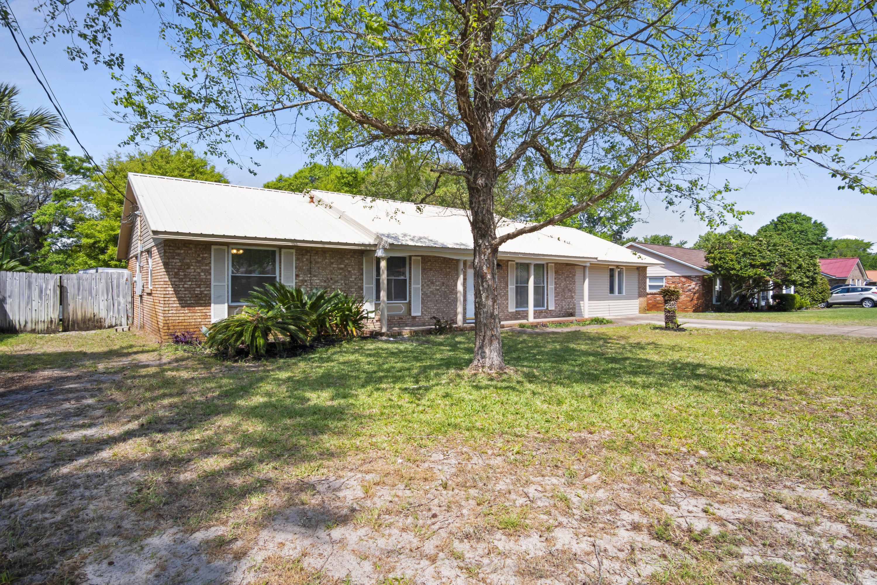 SPRING LAKE #2 - Residential