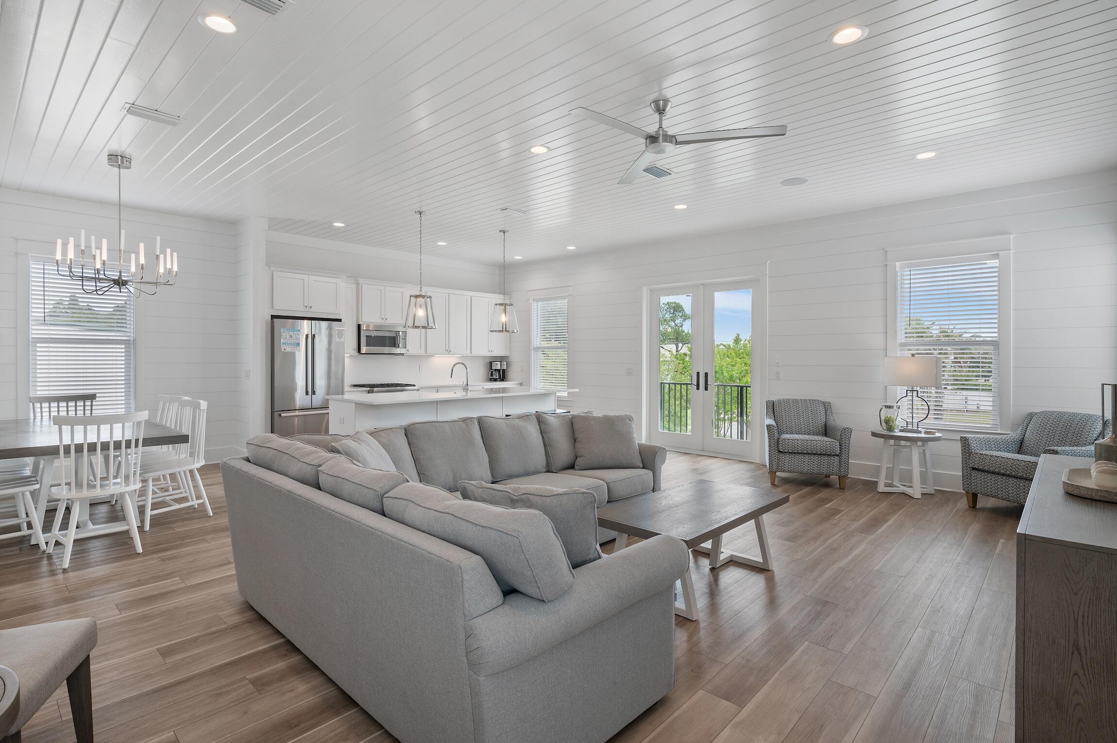 Estates At Hidden Palms - Residential