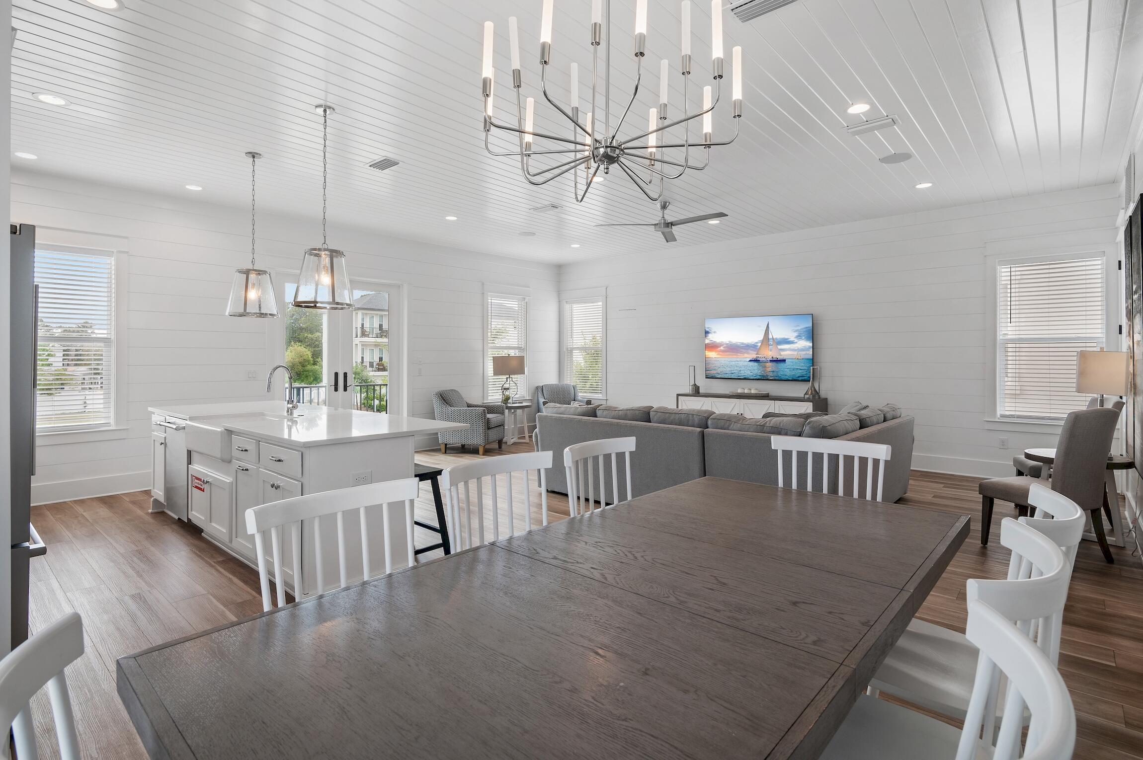 Estates At Hidden Palms - Residential