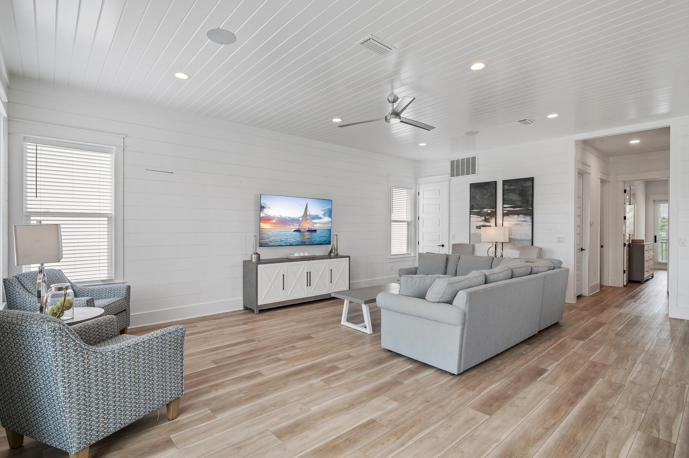 Estates At Hidden Palms - Residential