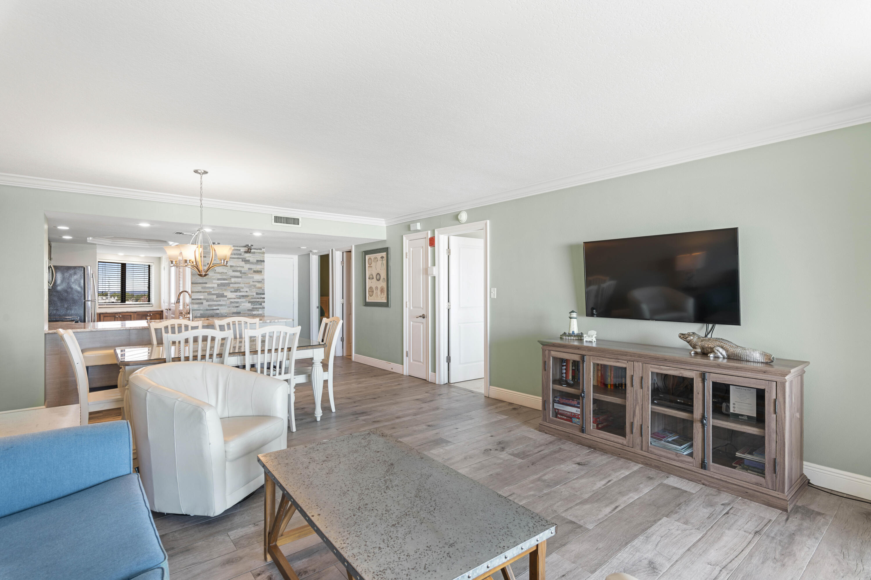 EDGEWATER BEACH CONDO PH 1 - Residential