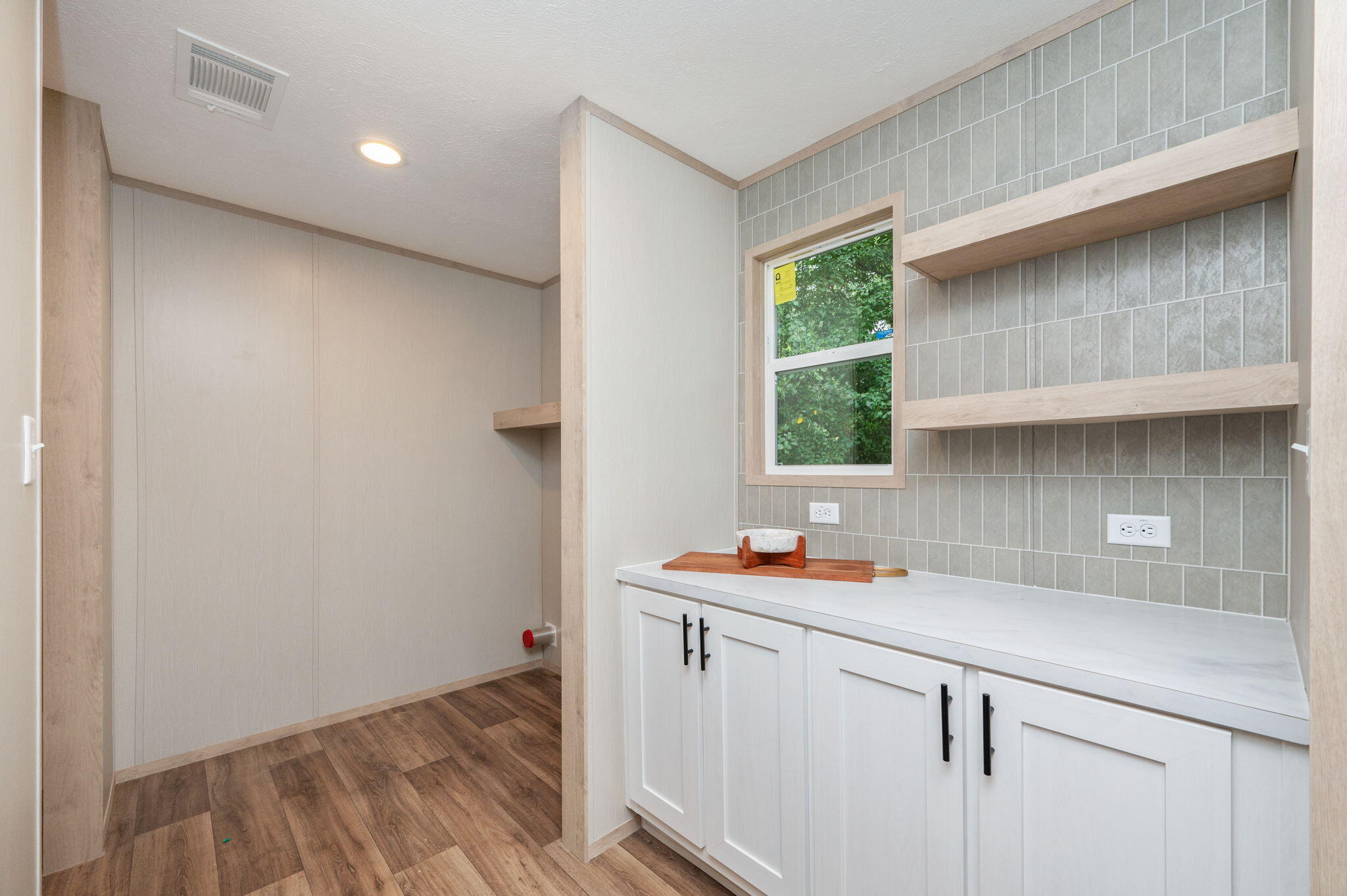 OAKWOOD HILLS UNIT 1 - Residential