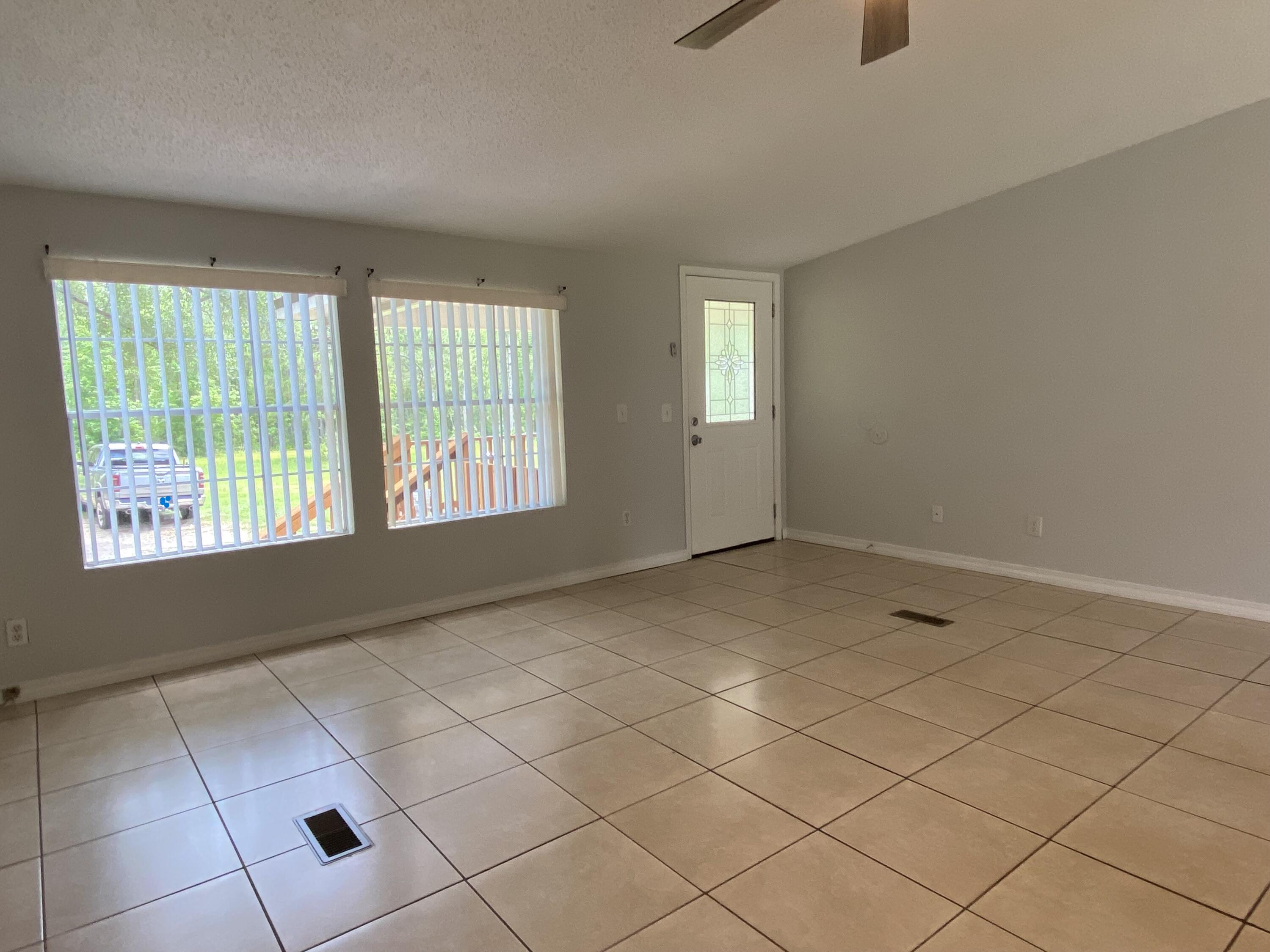 Galliver - Residential Lease